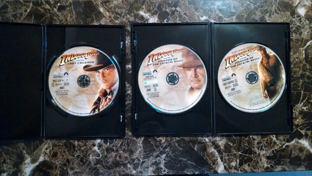 Indiana Jones: The Complete Adventure Collection (Raiders of the Lost Ark / Temple of Doom / Last Crusade / Kingdom of the Crystal Skull) used book depot