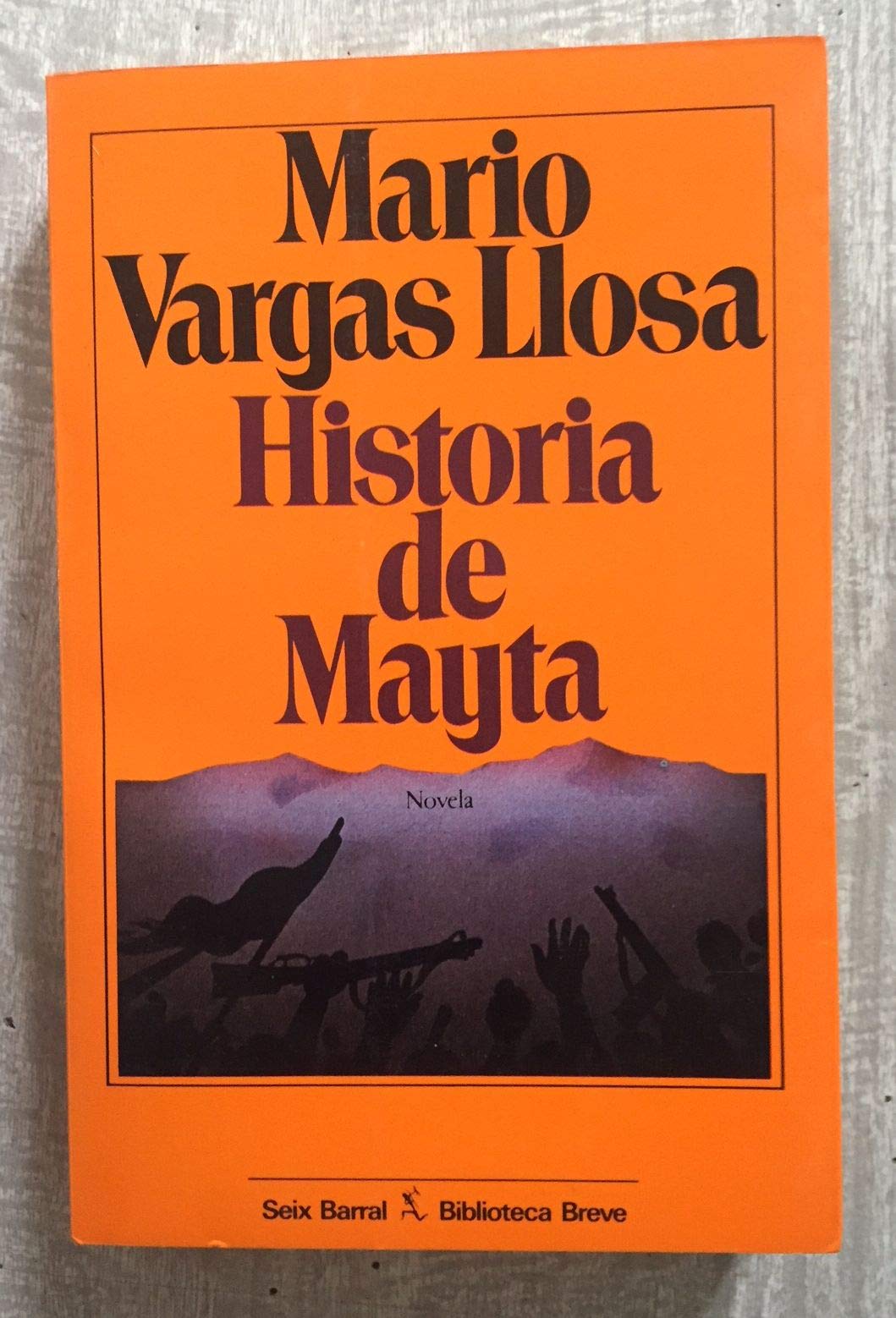 Historia de Mayta / Real Life of Alejandro Mayta (Biblioteca breve) (Spanish and English Edition) used book depot