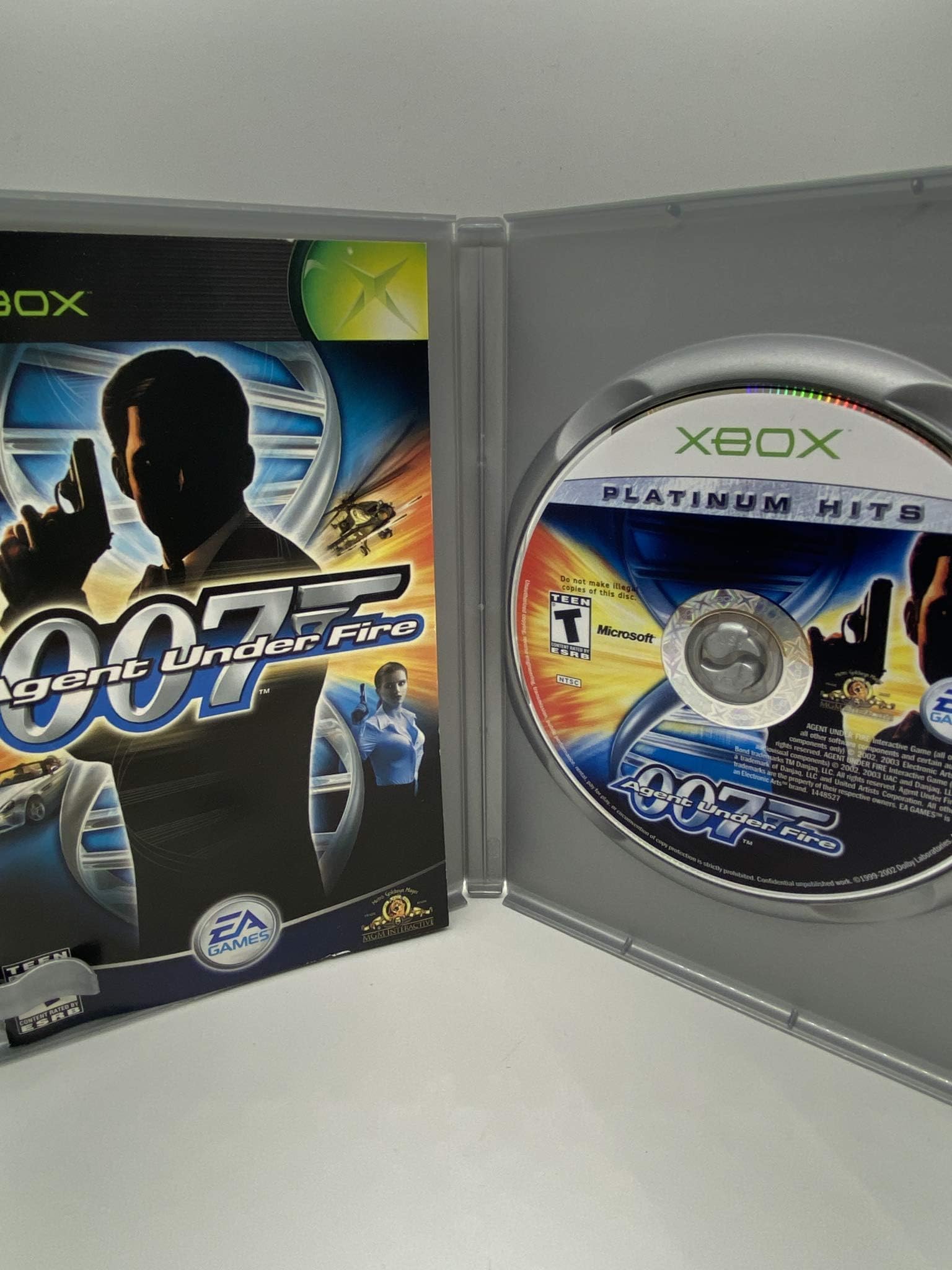 James Bond 007 Agent Under Fire - Xbox used book depot