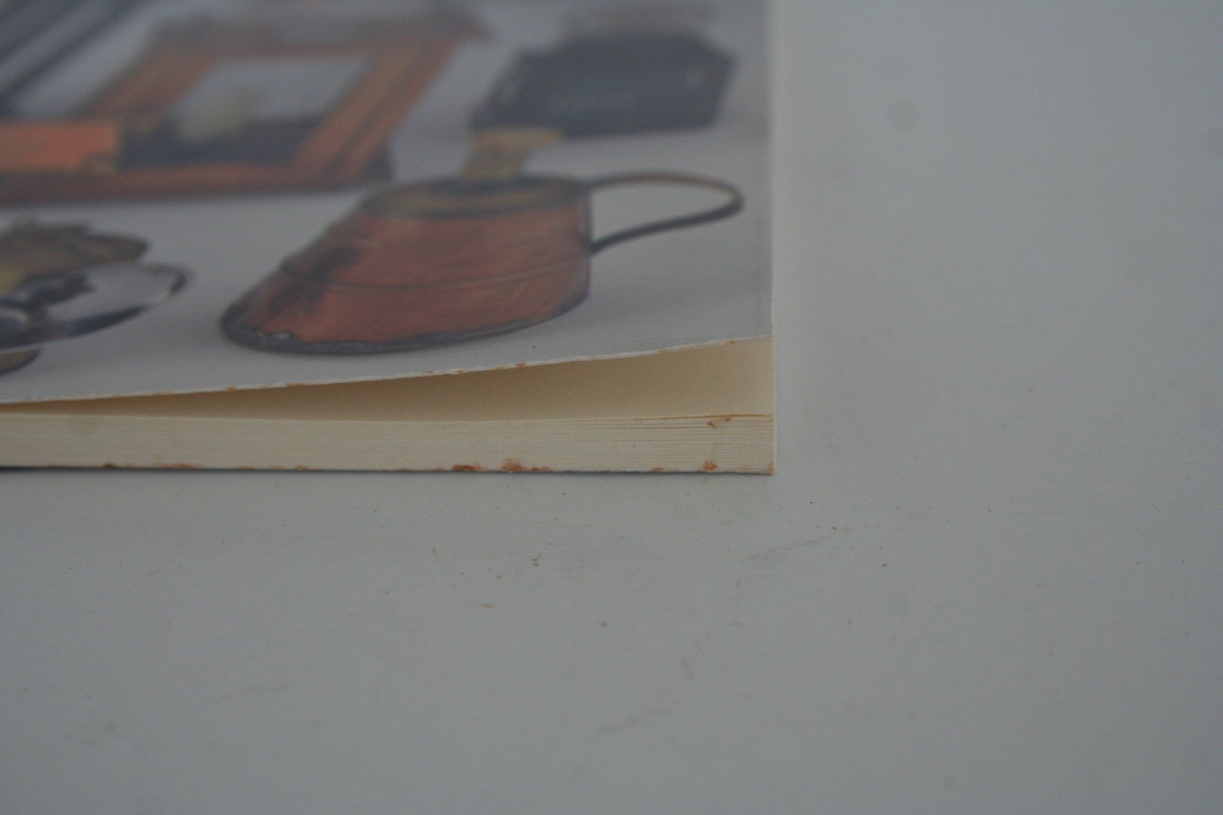 Lighting Devices and accessories of the 17th-19th Centuries, History, Illustrations, Descriptions used book depot