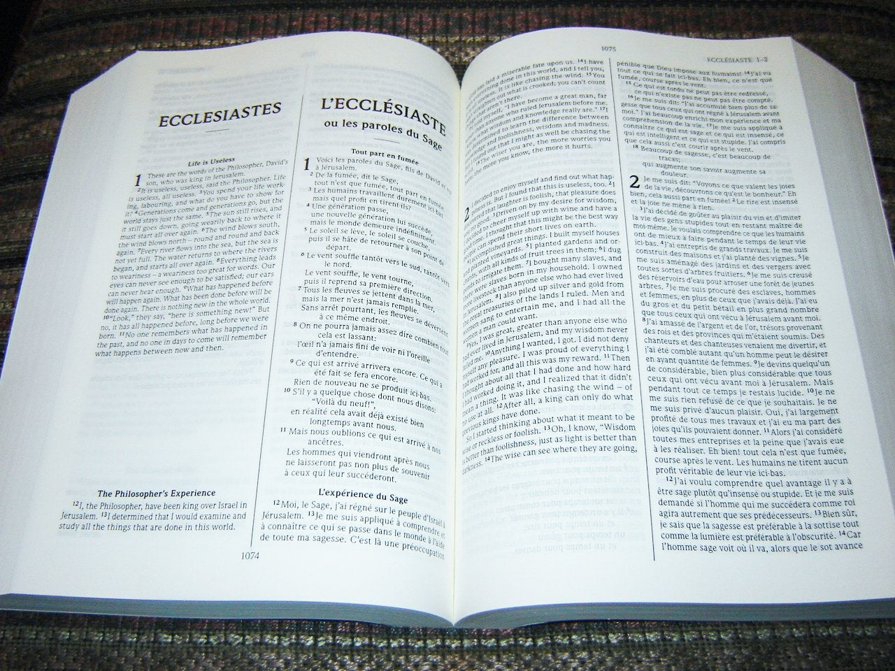 English - French Diglot Bible / Good News Translation - en Francais courant / Edition Bilingue / Bilingual Large Format Special Harvest Edition / SB1112 used book depot