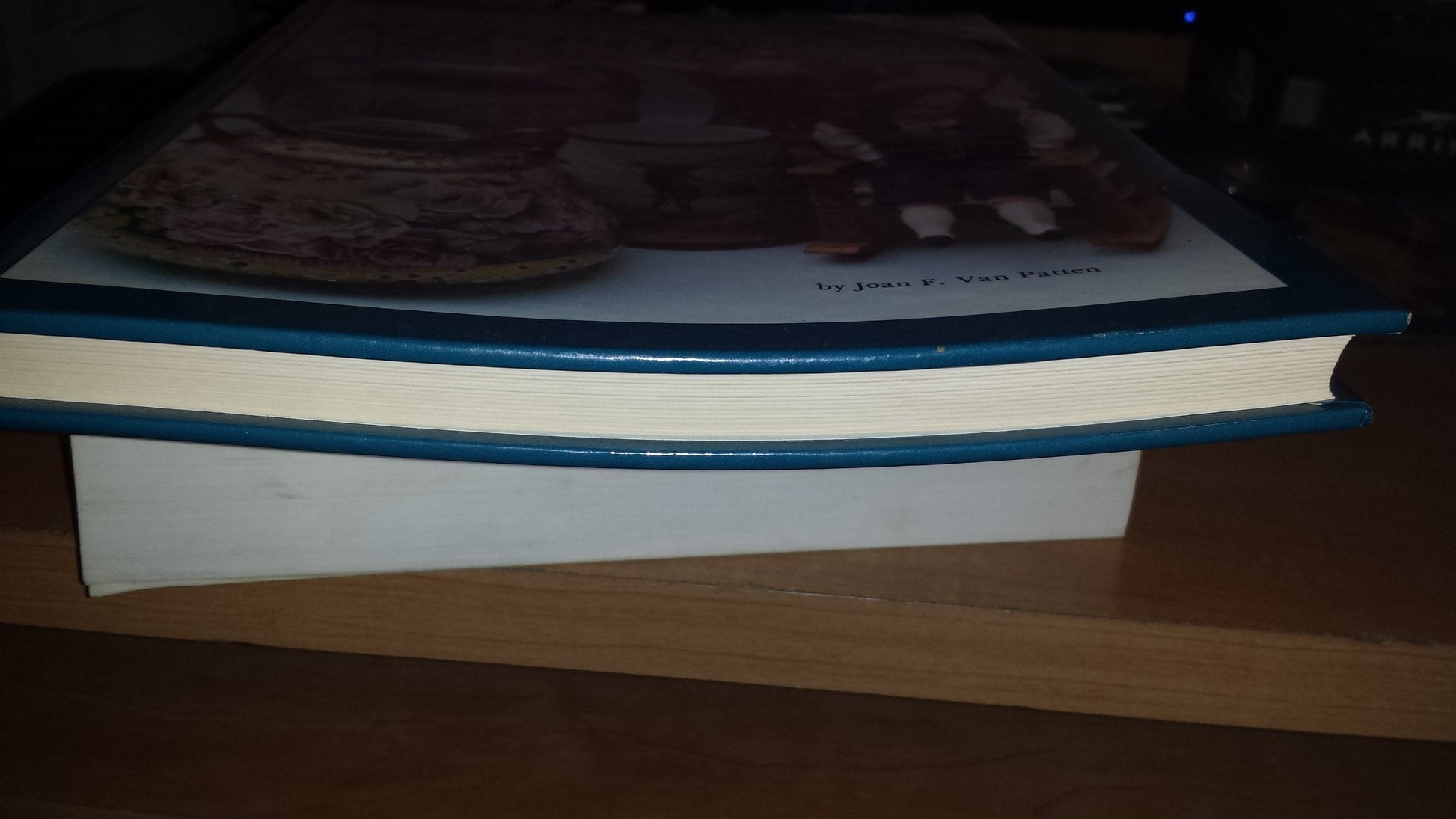 Collector's Encyclopedia of Nippon Porcelain w/ Price Guide : Updated, Series 1 (of 5 Series Set) used book depot