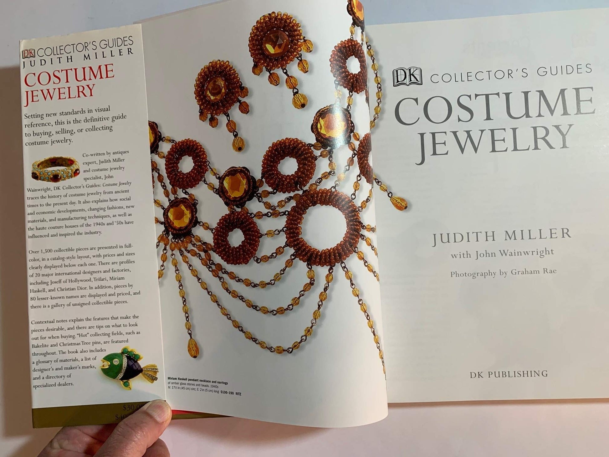 Costume Jewelry (DK Collector's Guides) used book depot