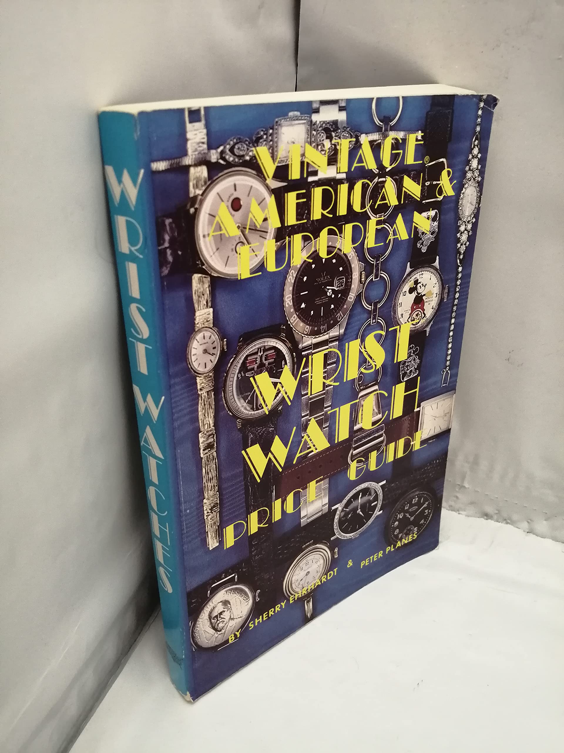 Vintage American and European Wrist Watch Price Guide/Book 1 used book depot