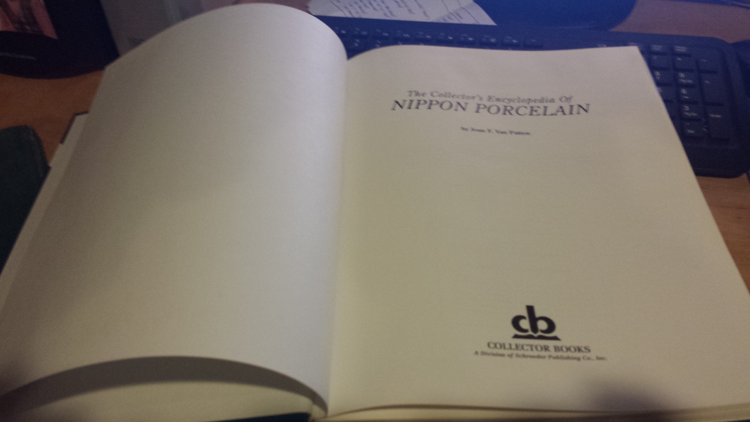 Collector's Encyclopedia of Nippon Porcelain w/ Price Guide : Updated, Series 1 (of 5 Series Set) used book depot