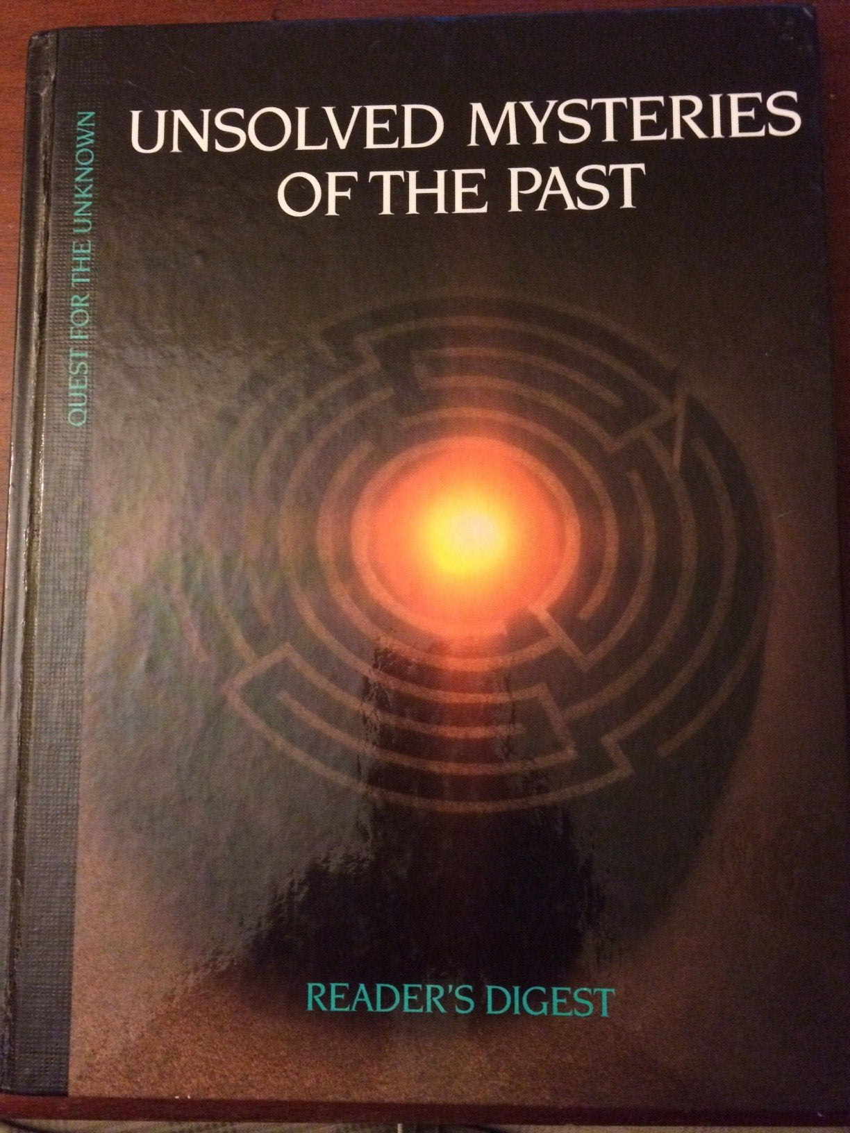 Unsolved Mysteries of the Past (Quest for the Unknown) used book depot