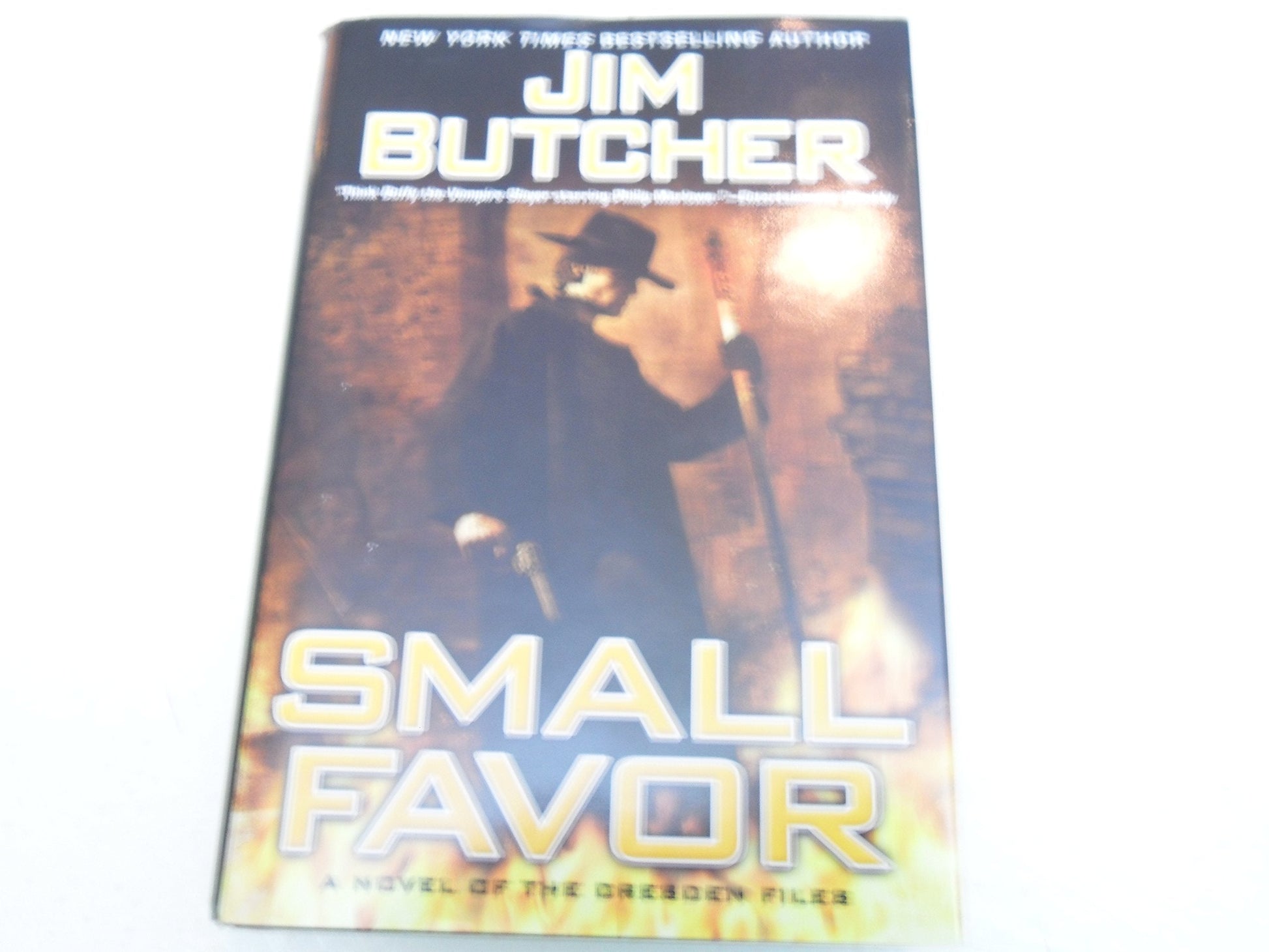 Small Favor (The Dresden Files, Book 10) used book depot