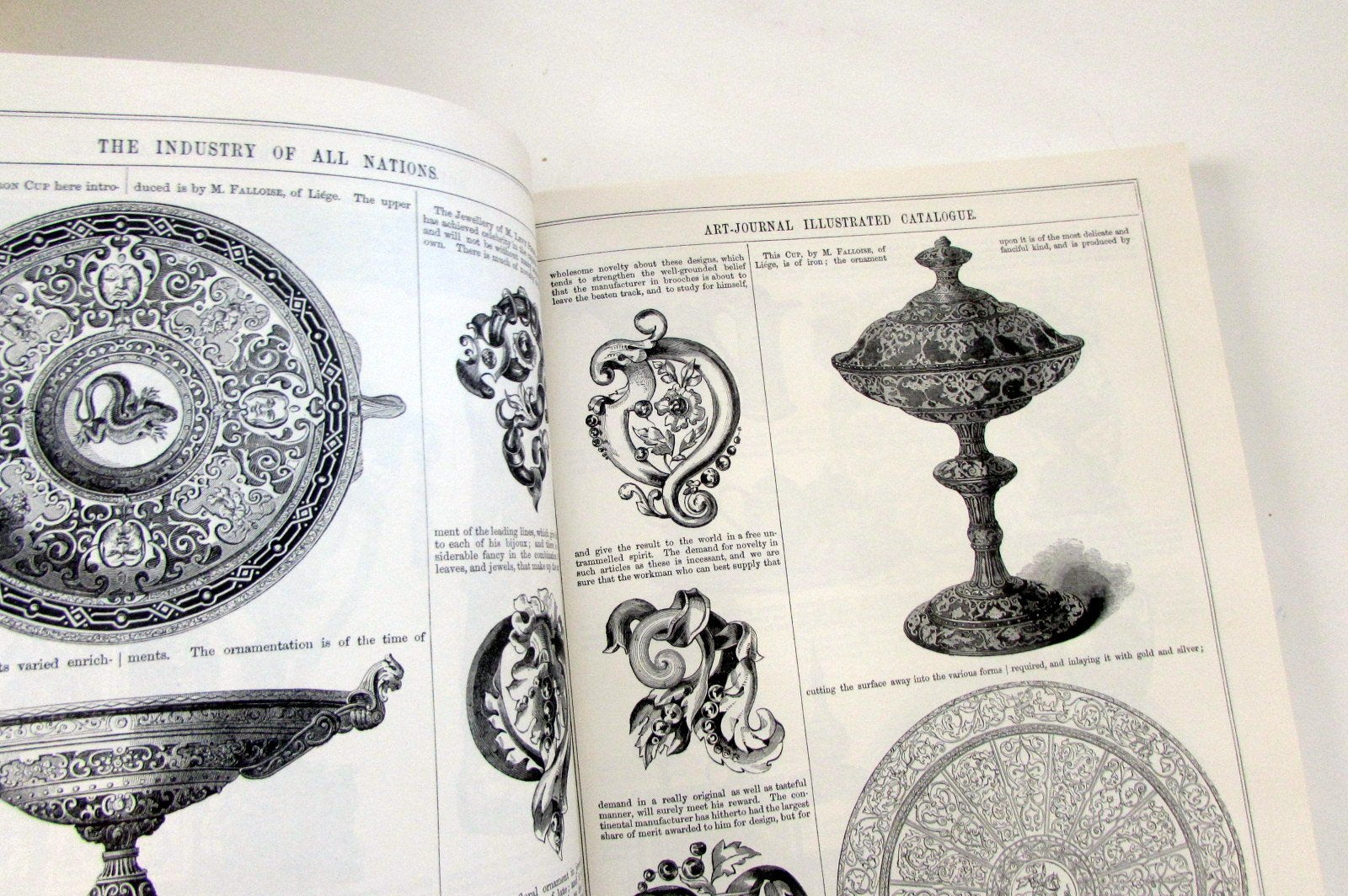 The Crystal Palace Exhibition Illustrated Catalogue (Dover Pictorial Archive Series) used book depot