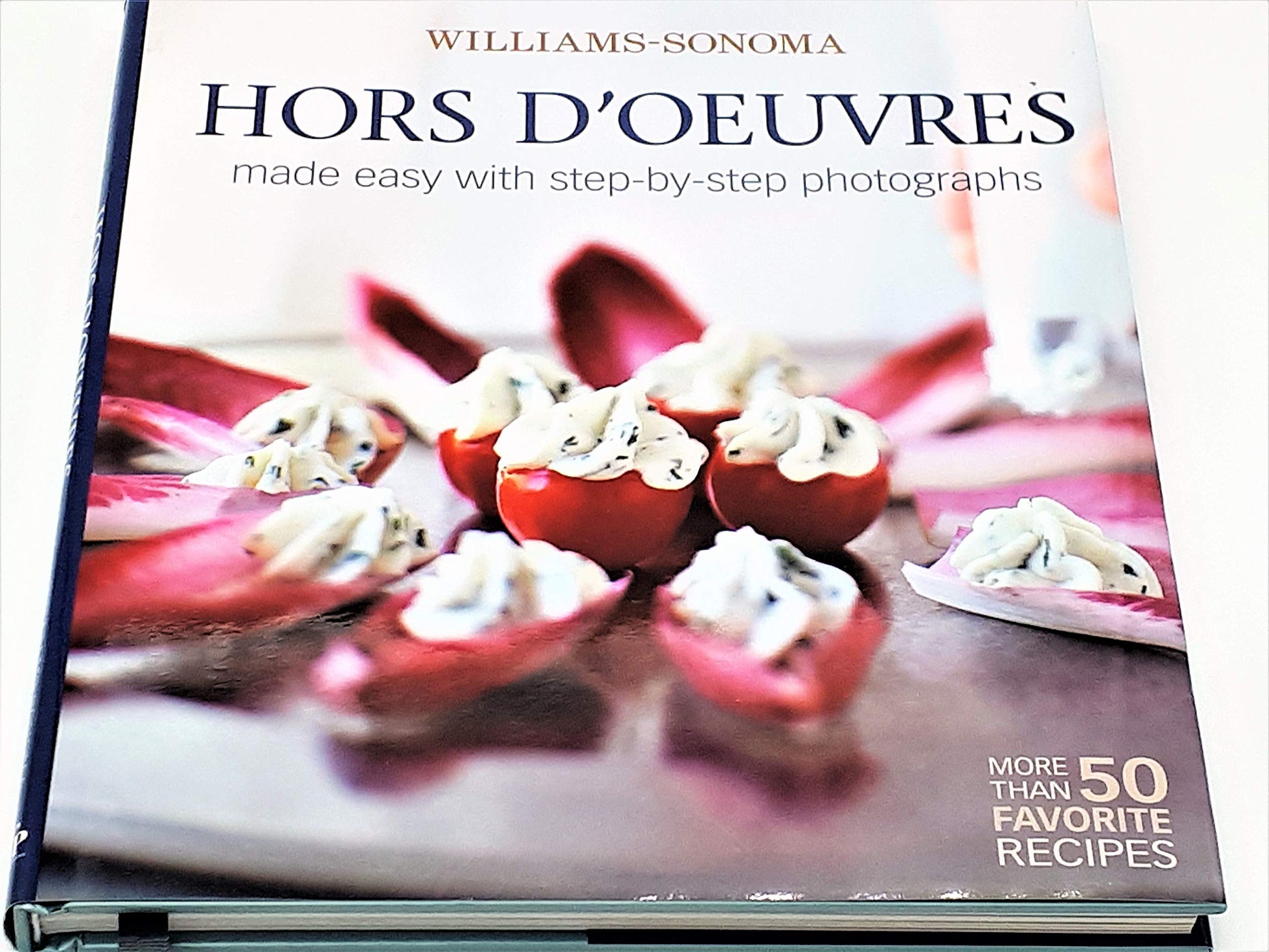 Williams-Sonoma Mastering: Hors d'oeuvres used book depot