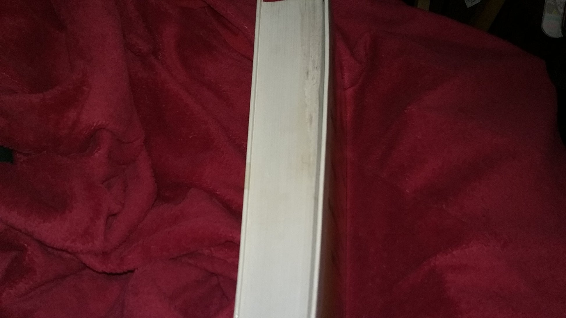 The Doctor's Book of Home Remedies: Thousands of Tips and Techniques Anyone Can Use to Heal Everyday Health Problems used book depot