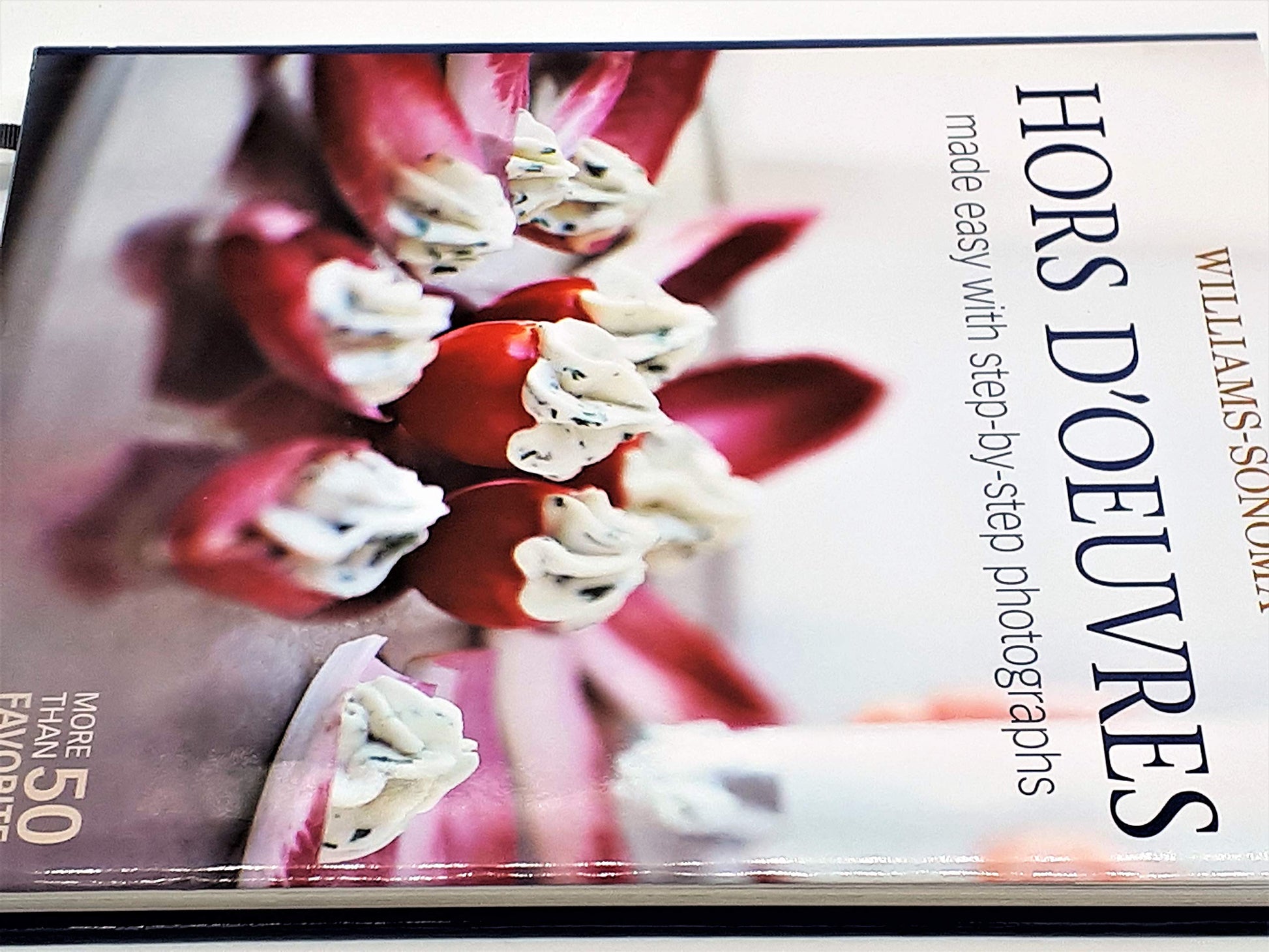 Williams-Sonoma Mastering: Hors d'oeuvres used book depot
