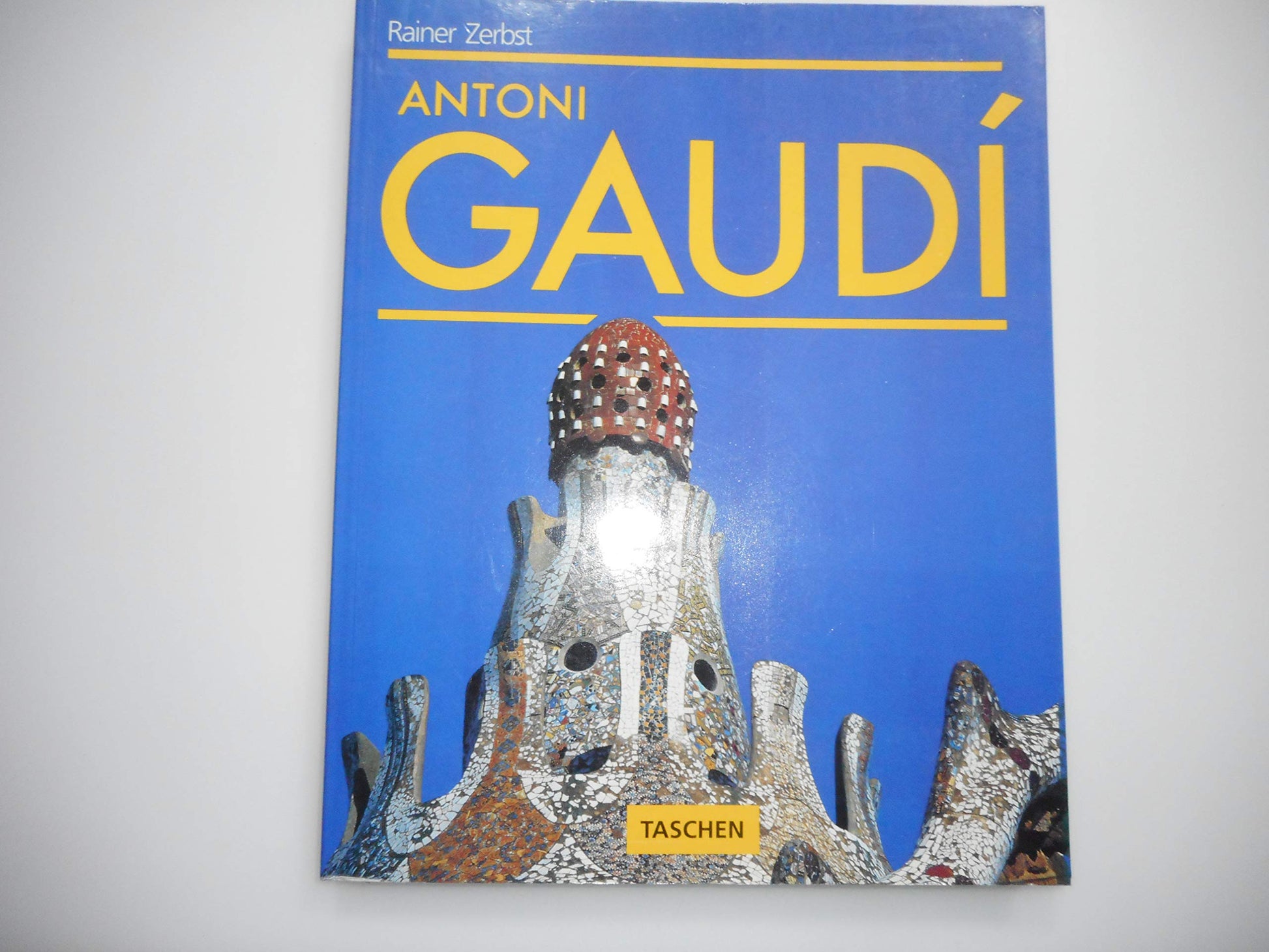 Gaudi: 1852-1926 : Antoni Gaudi I Cornet-A Life Devoted to Architecture used book depot