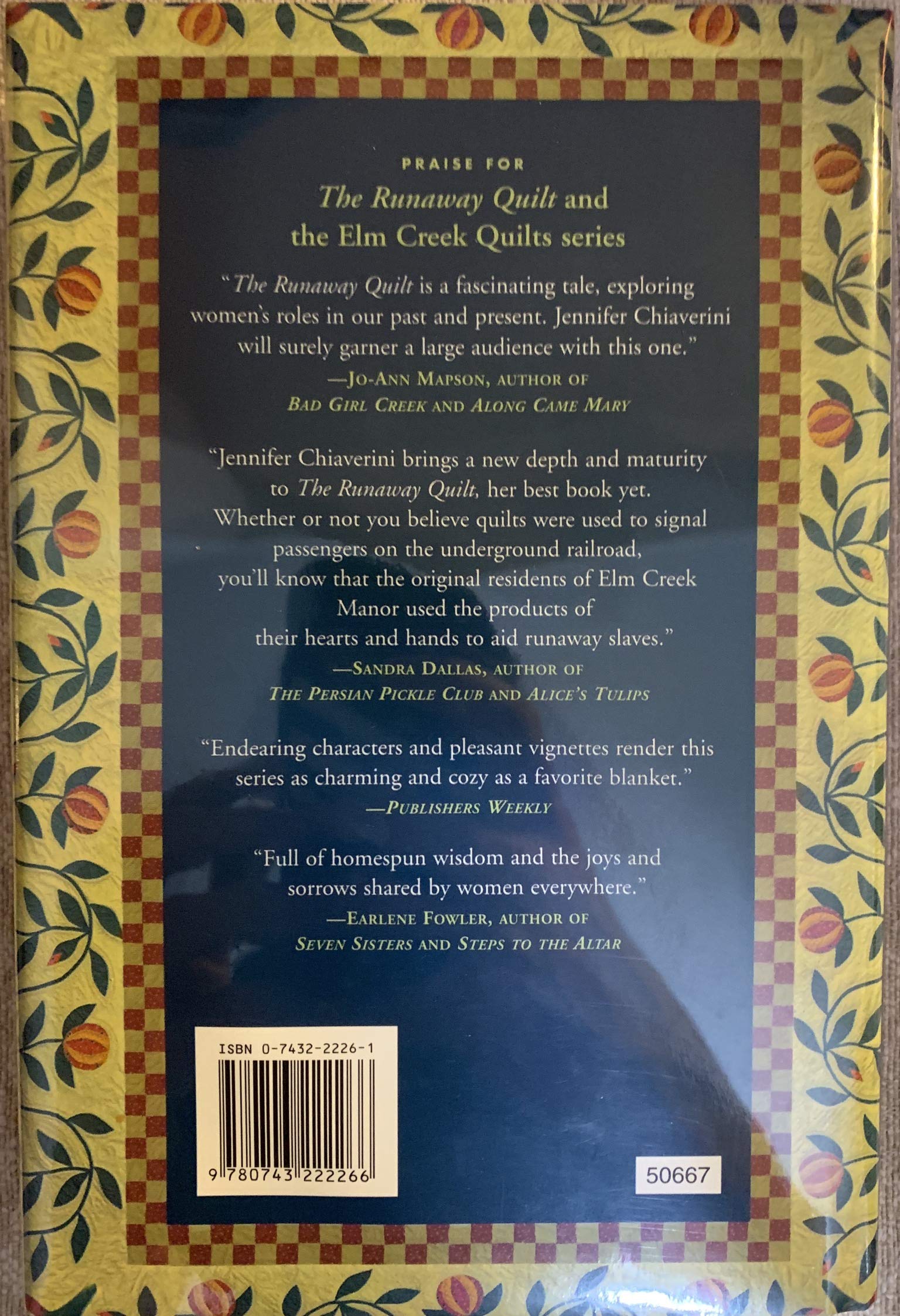 The Runaway Quilt (Elm Creek Quilts Series #4) used book depot