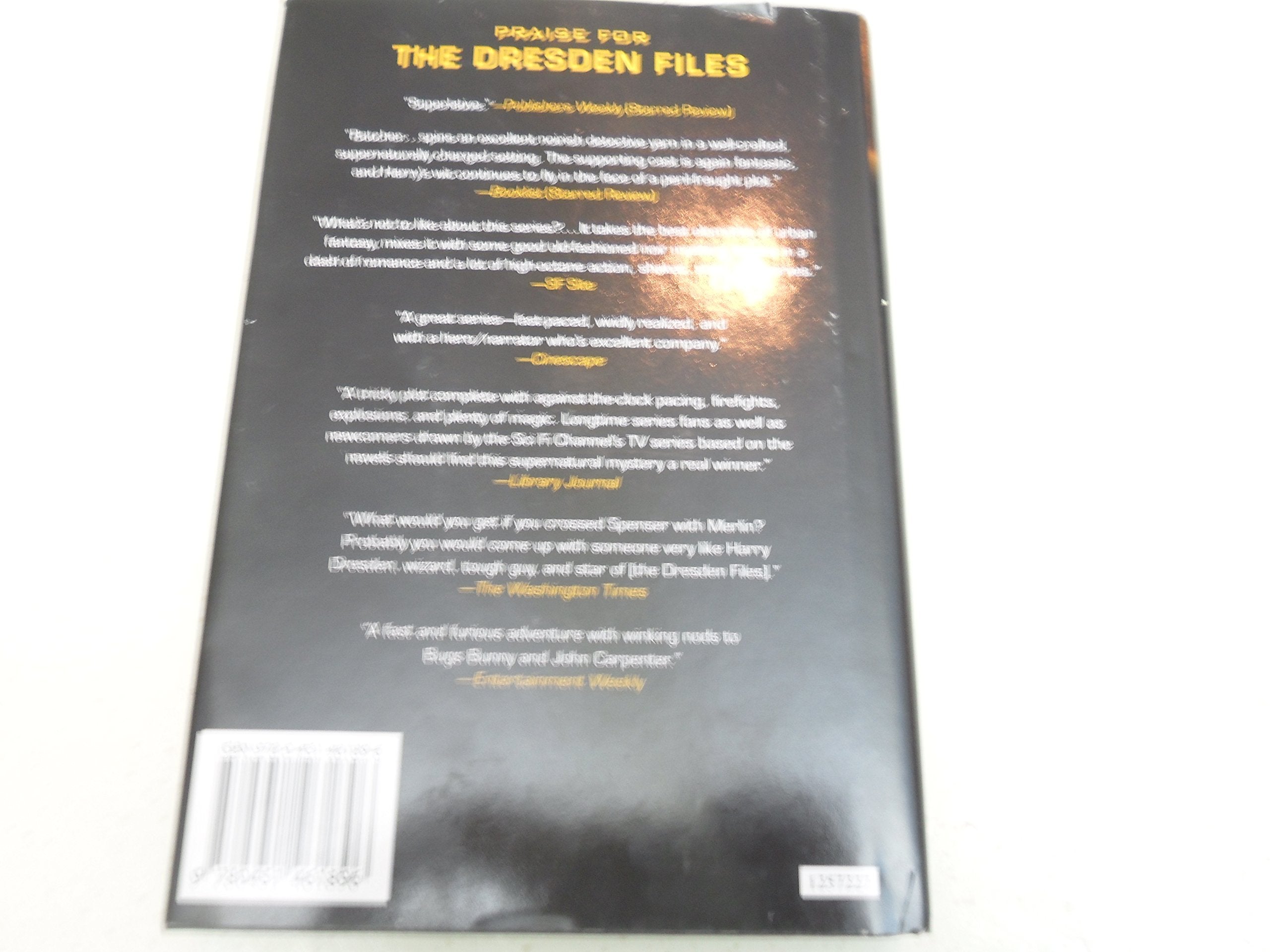 Small Favor (The Dresden Files, Book 10) used book depot