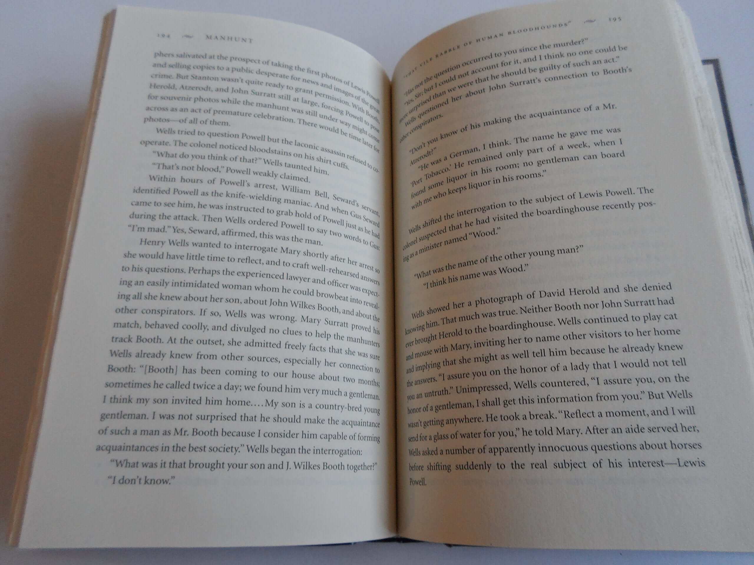 Manhunt: The 12-Day Chase for Lincoln's Killer used book depot