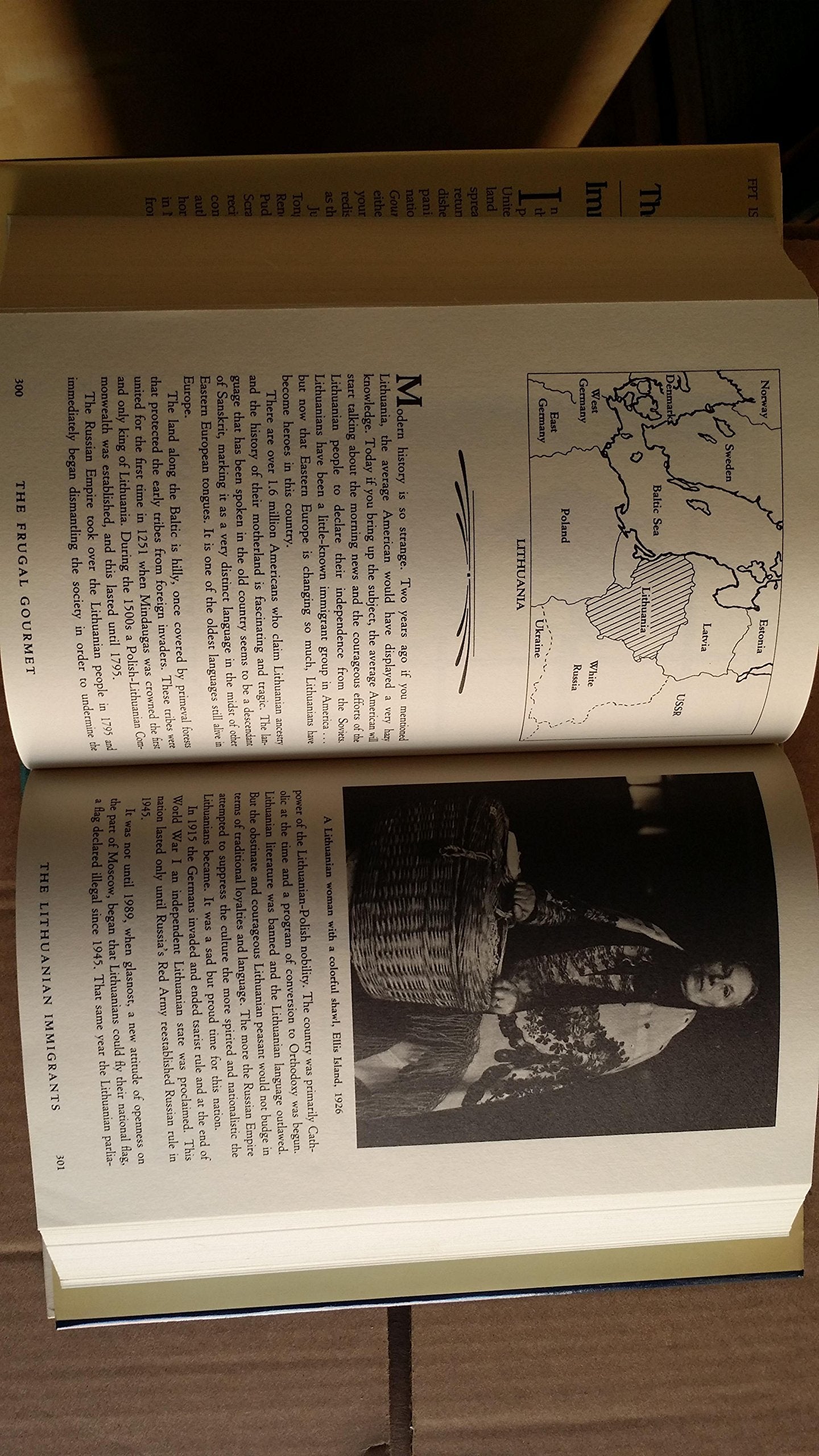 The Frugal Gourmet on Our Immigrant Ancestors: Recipes You Should Have Gotten from Your Grandmother used book depot