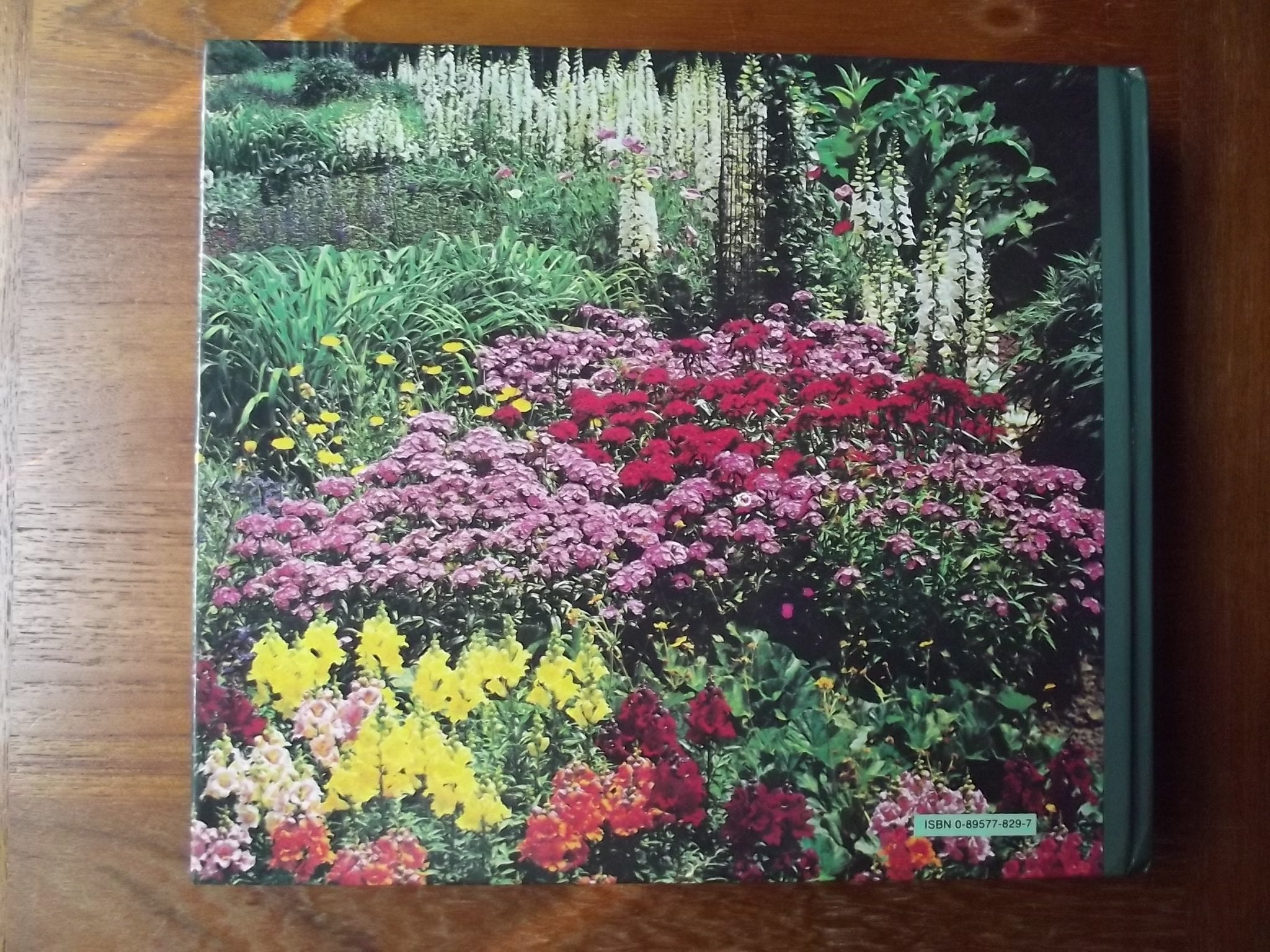 Illustrated guide to gardening (updated w/ color) used book depot