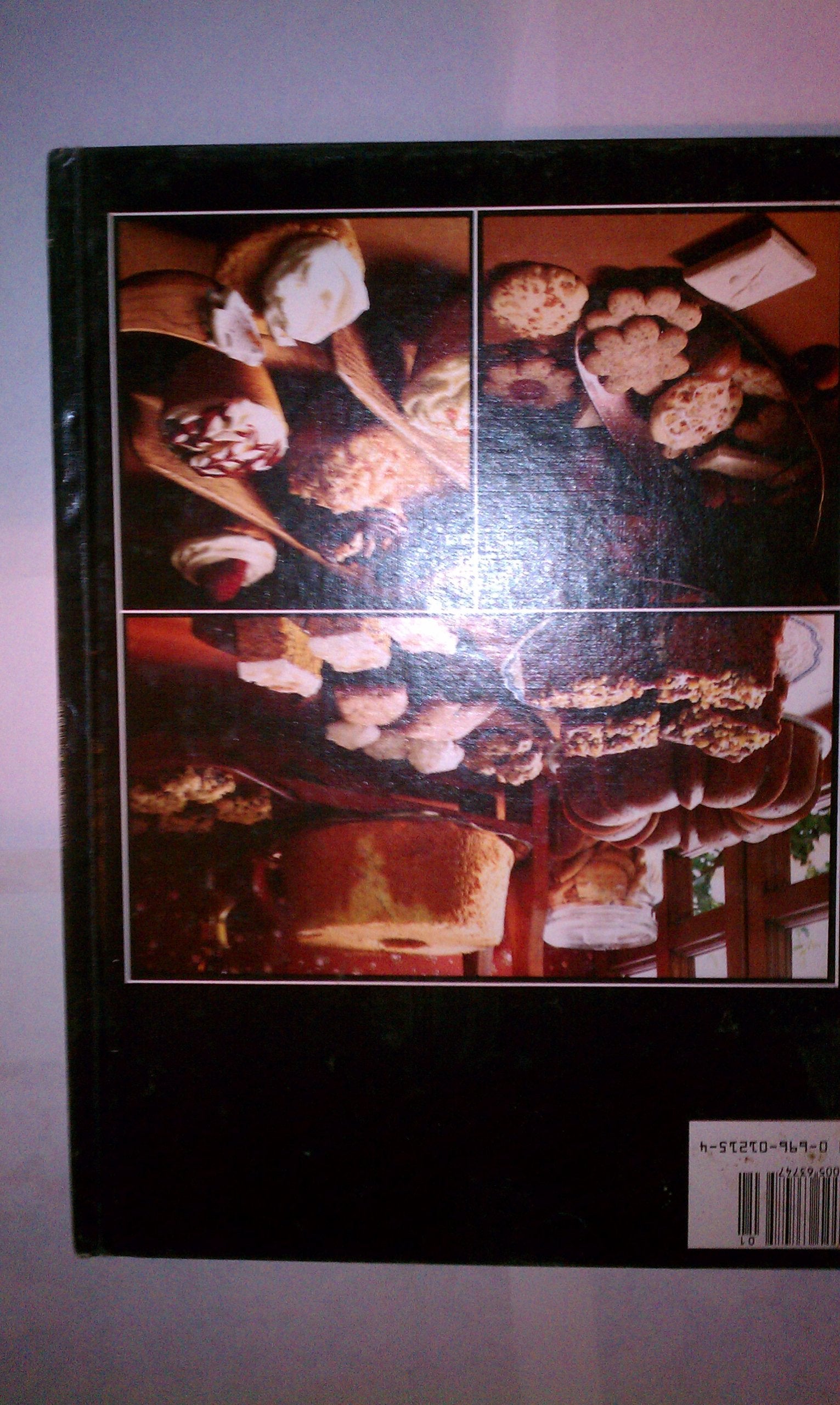 Better Homes and Gardens All-Time Favorite Cake and Cookie Recipes (Better Homes & Gardens) used book depot