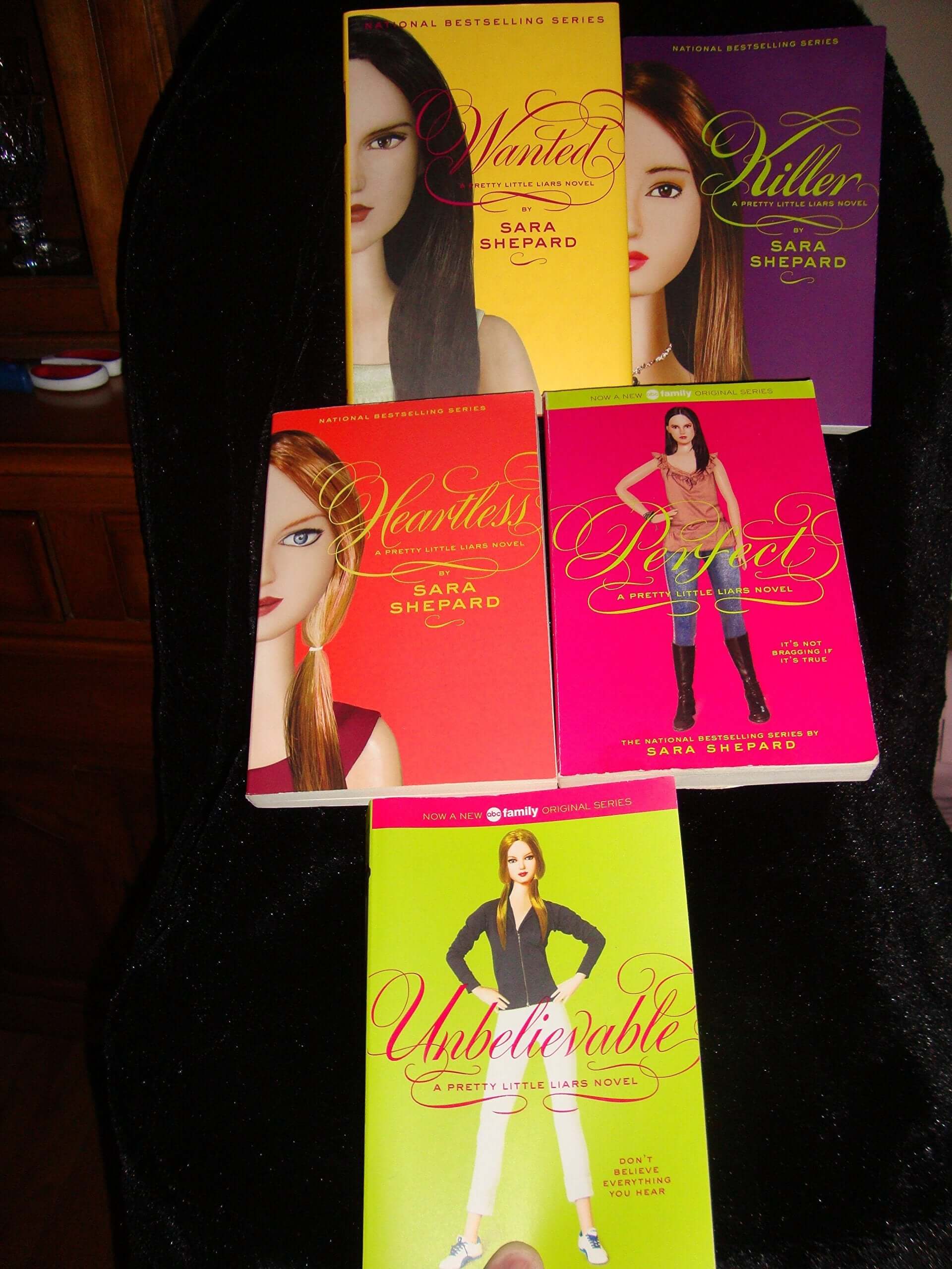 Wanted (Pretty Little Liars, Book 8) used book depot