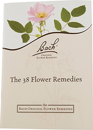 BACH FLOWER ESSENCES Flower Essences Family Book [Paperback] Edward Bach