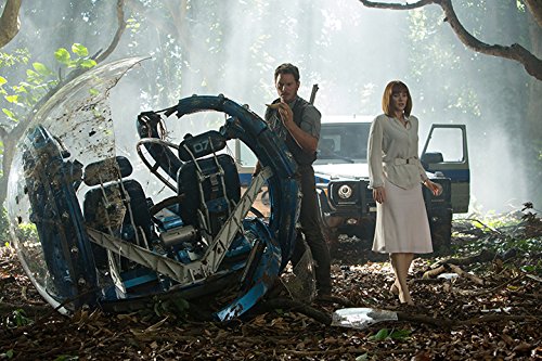 Jurassic World [Blu-ray] used book depot