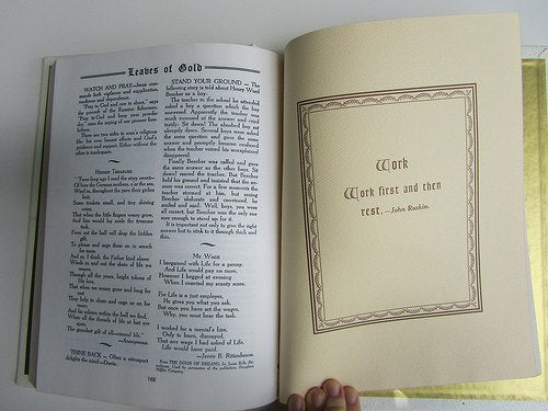 Vintage 1948 Leaves of Gold Deluxe Edition (NEW IN ORIGINAL BOX) used book depot