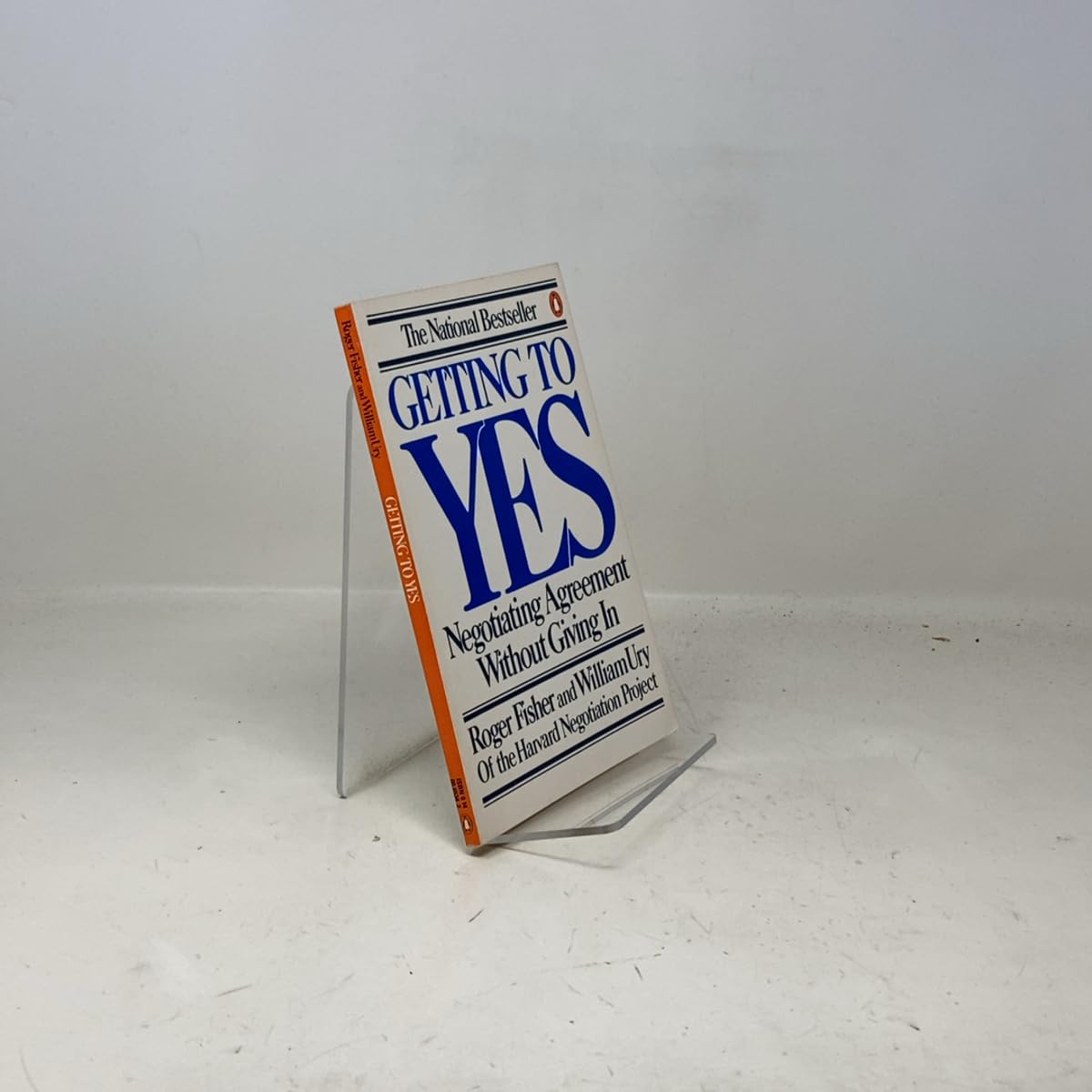 Getting to Yes: Negotiating Agreement Without Giving In used book depot