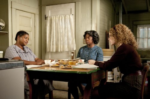 The Help (Three-Disc Combo: Blu-ray/DVD + Digital Copy)
