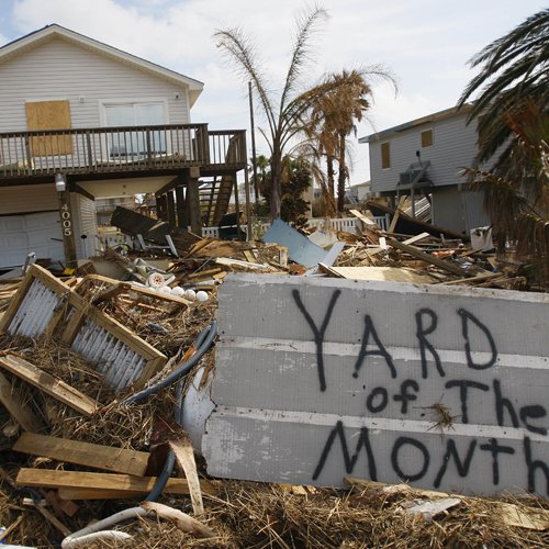 Hurricane Ike: A Photographic Account Presented By the Houston Chronicle used book depot