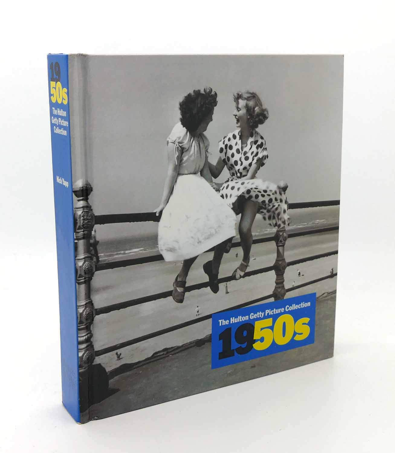 The Hulton Getty Picture Collection: 1950's used book depot