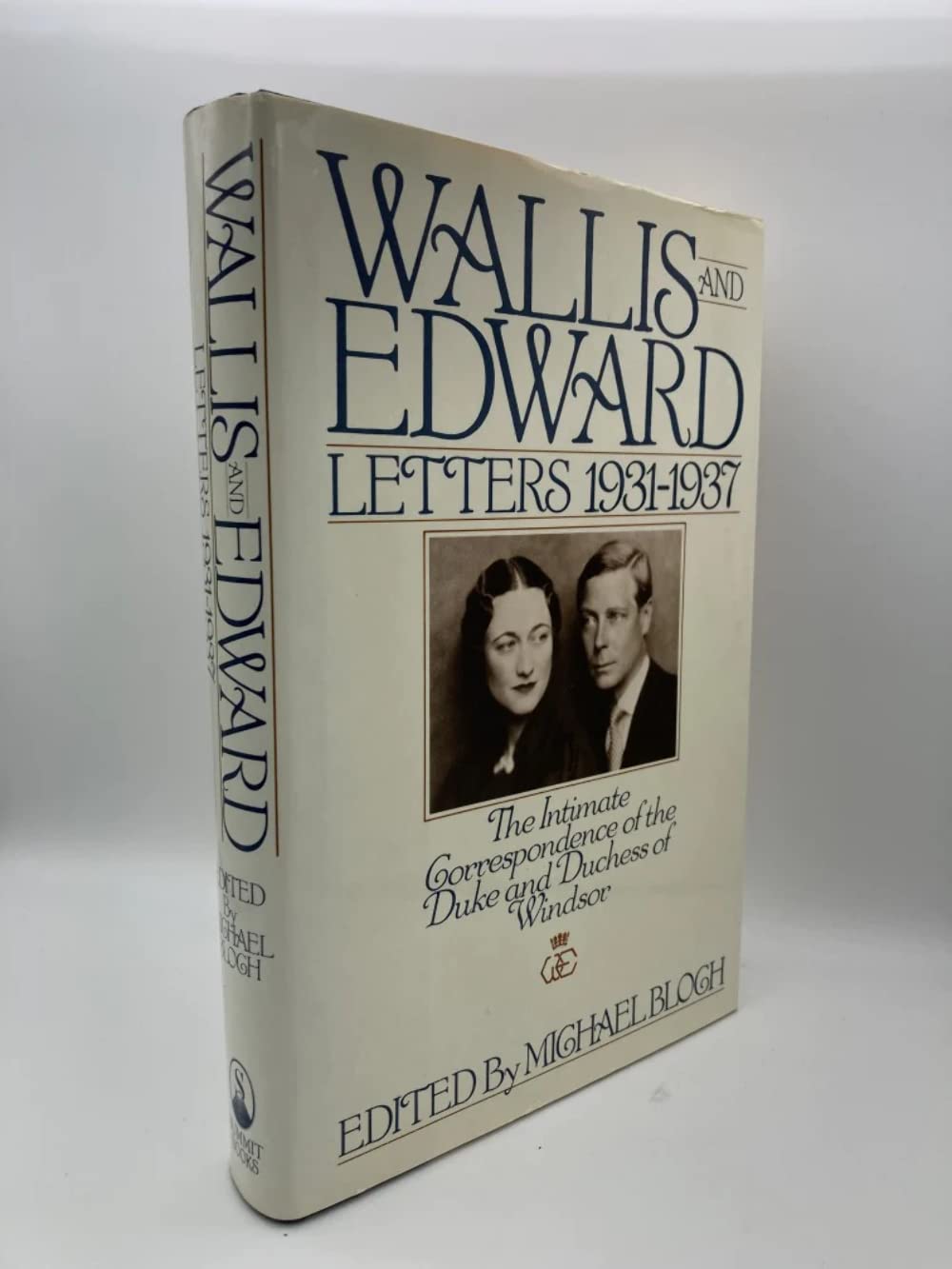 Wallis and Edward: Letters 1931-1937 (The Intimate Correspondence of the Duke and Duchess of Windsor) used book depot