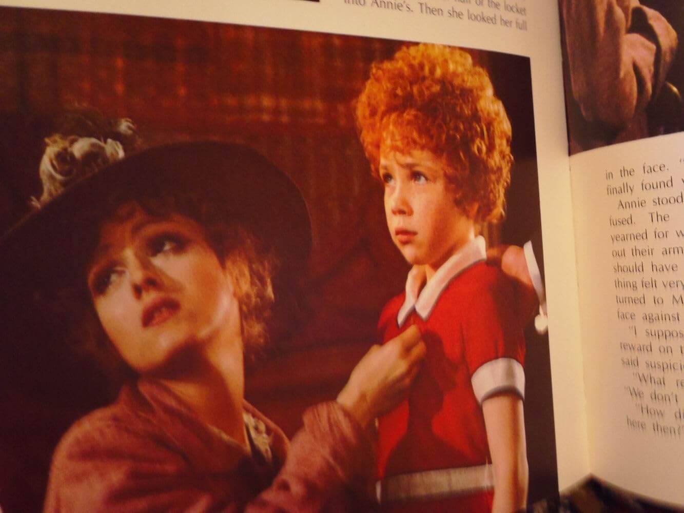 ANNIE: THE STORYBOOK BASED ON THE MOVIE used book depot