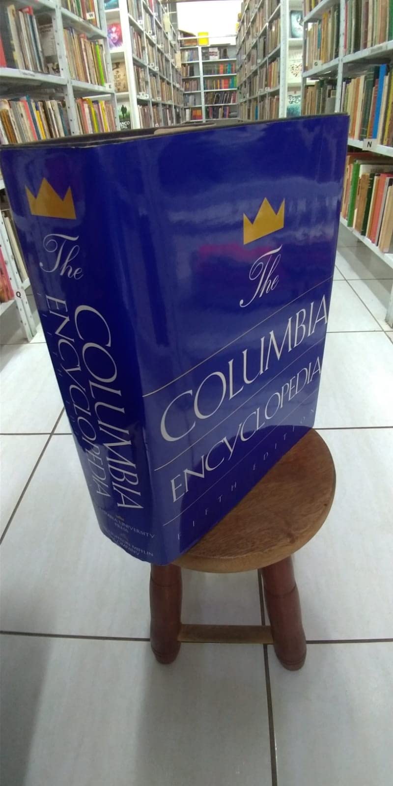 Drums Along the Congo: On the Trail of Mokele-Mbembe, the Last Living Dinosaur used book depot