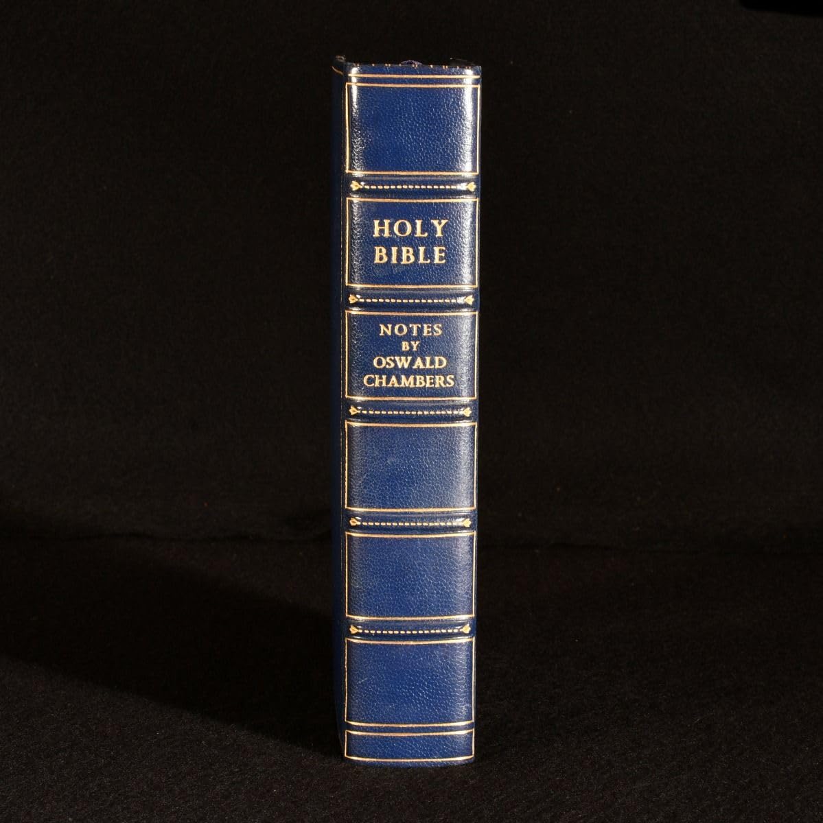 The Oswald Chambers Daily Devotional Bible: 365 Daily Readings from the Author of My Utmost for His Highest (New King James Version) used book depot