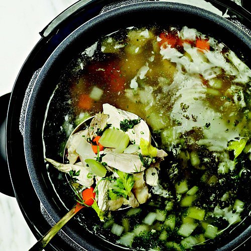 Wolfgang Puck Makes It Healthy: Light, Delicious Recipes and Easy Exercises for a Better Life