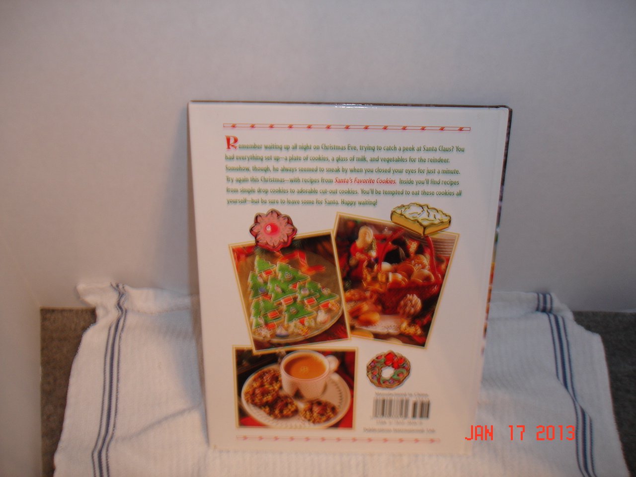 Santa's Favorite Cookies: Sweet Treats for the Christmas Season used book depot