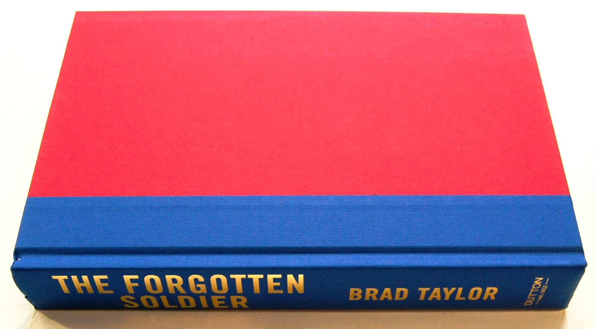 The Forgotten Soldier (A Pike Logan Thriller)