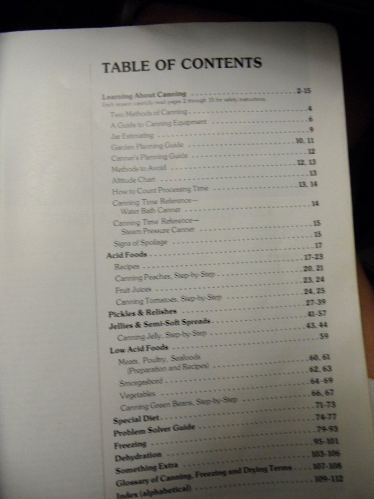 BALL THE BLUE BOOK : THE GUIDE TO HOME CANNING AND FREEZING COOKBOOK 1985 31TH EDITION used book depot