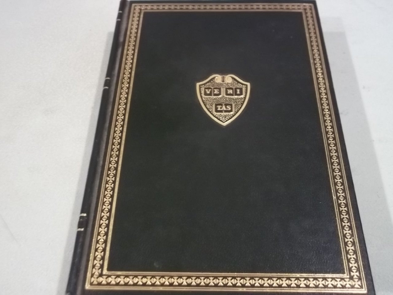 The Voyage of the Beagle (The Harvard Classics) Deluxe Edition used book depot