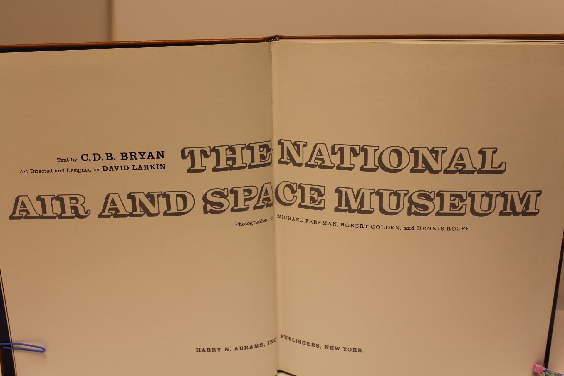 The National Air and Space Museum used book depot