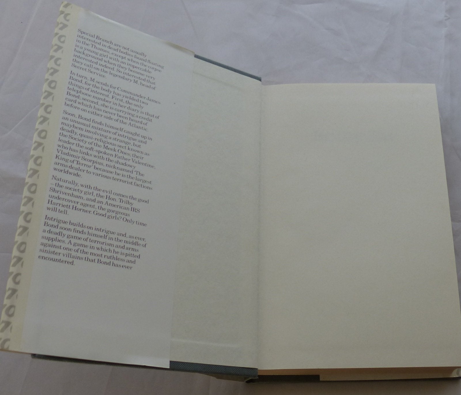 Scorpius (Ian Fleming's James Bond) used book depot