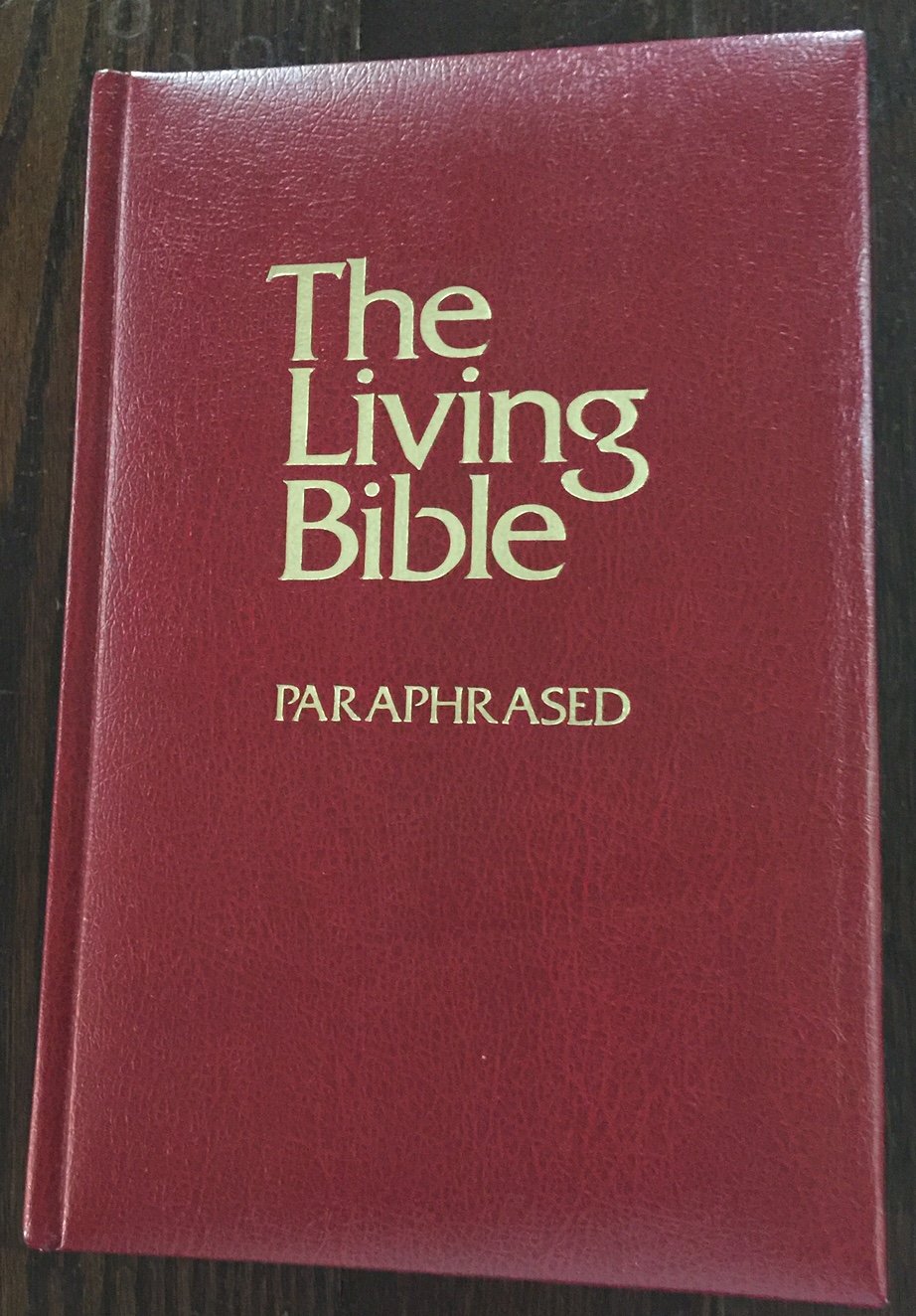 THE LIVING BIBLE Paraphrased used book depot