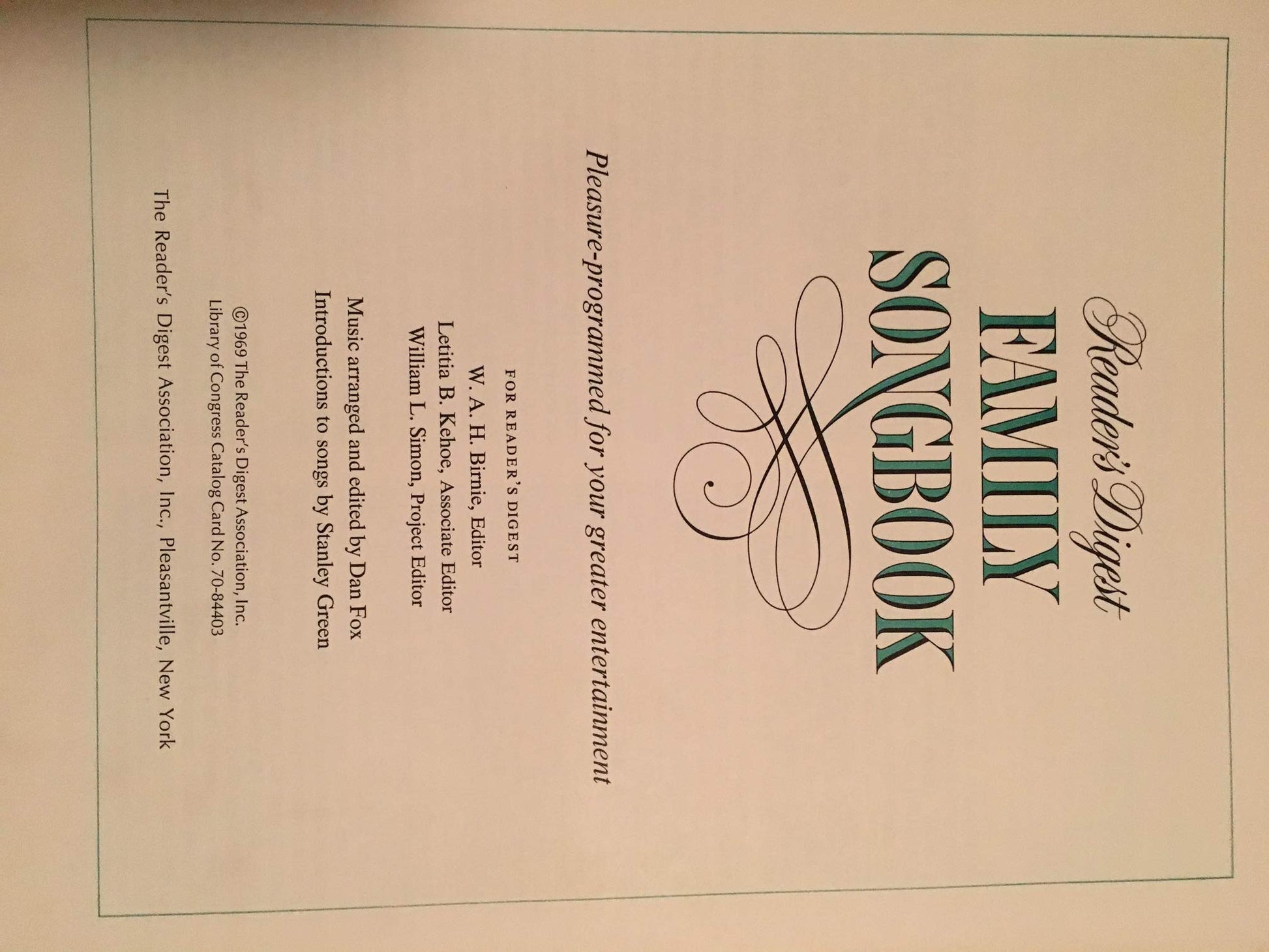 Reader's Digest: Family Songbook used book depot