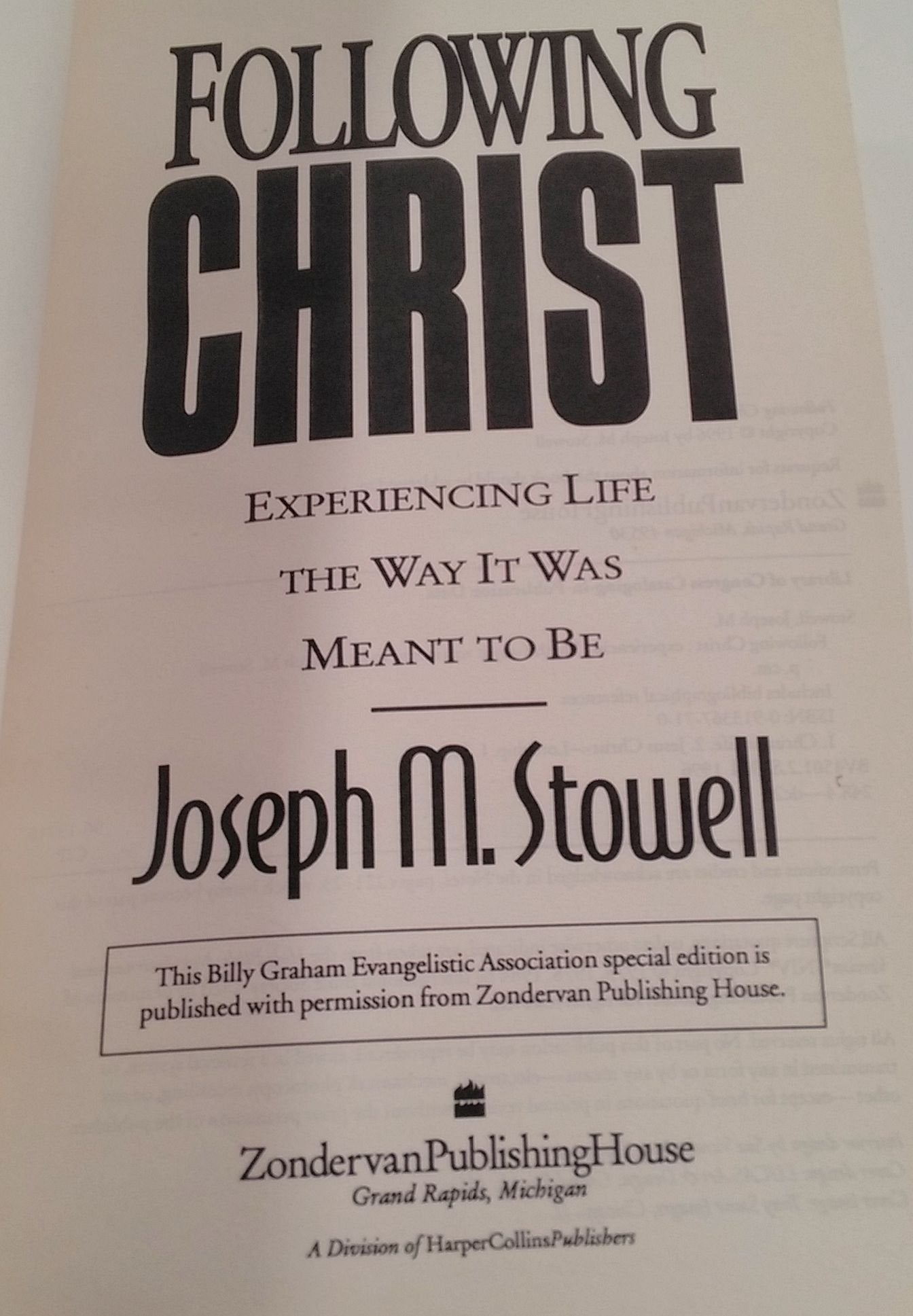 Following Christ: Experiencing Life the Way It Was Meant to Be used book depot
