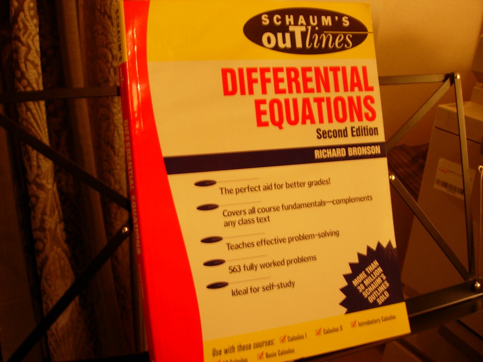 Schaum's Outline of Differential Equations used book depot