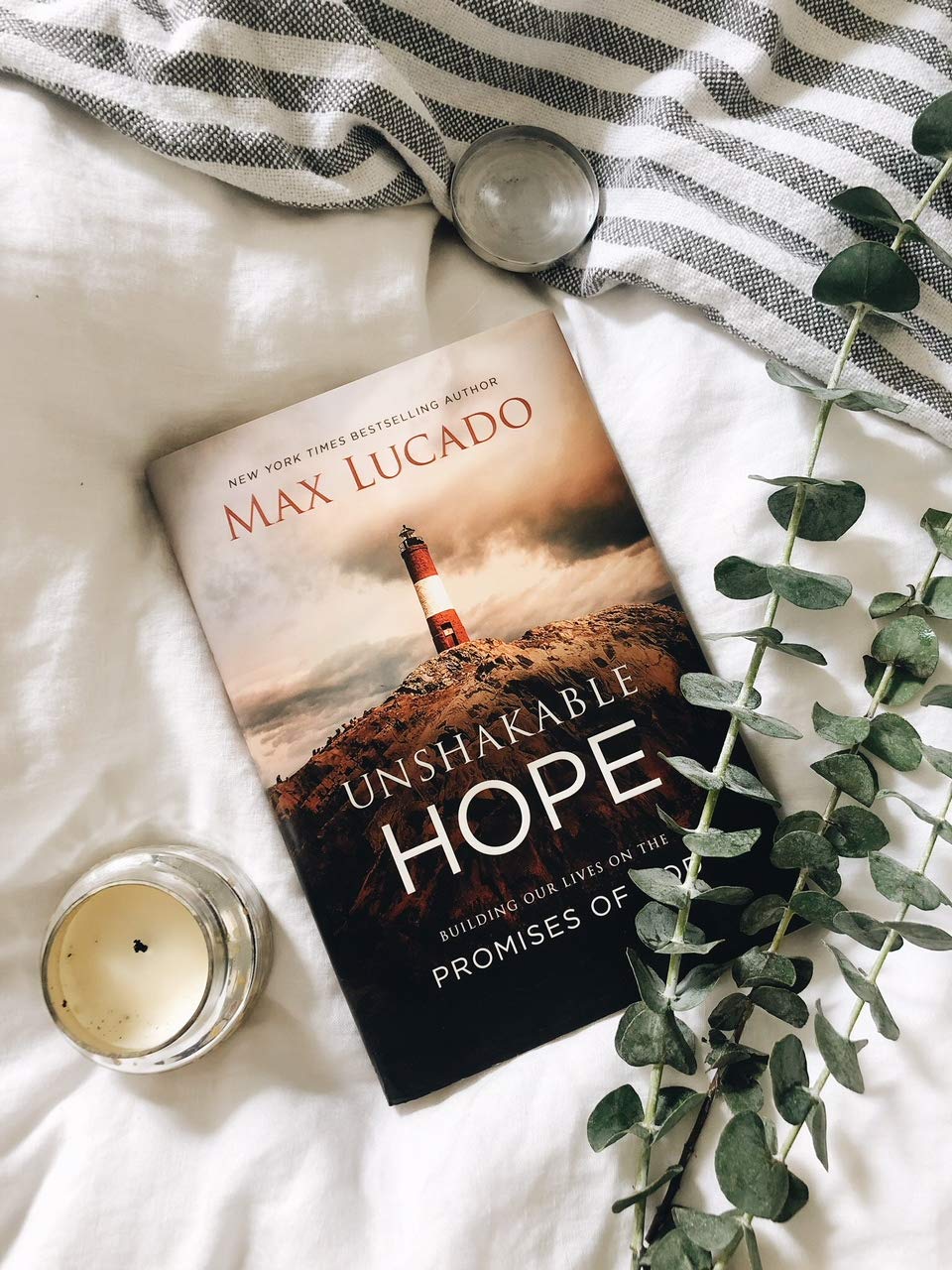 Unshakable Hope: Building Our Lives on the Promises of God used book depot