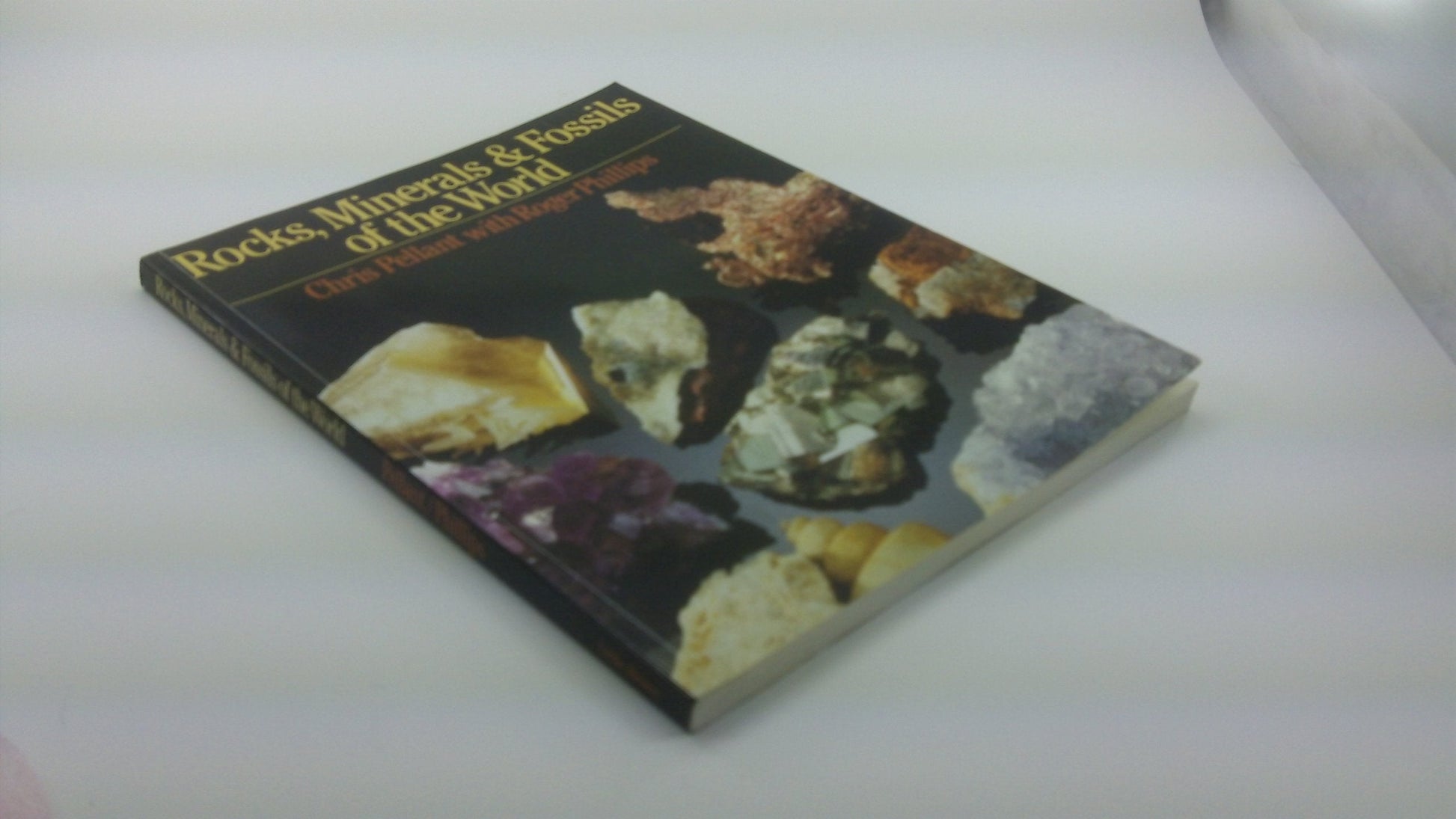 Rocks, Minerals & Fossils of the World used book depot