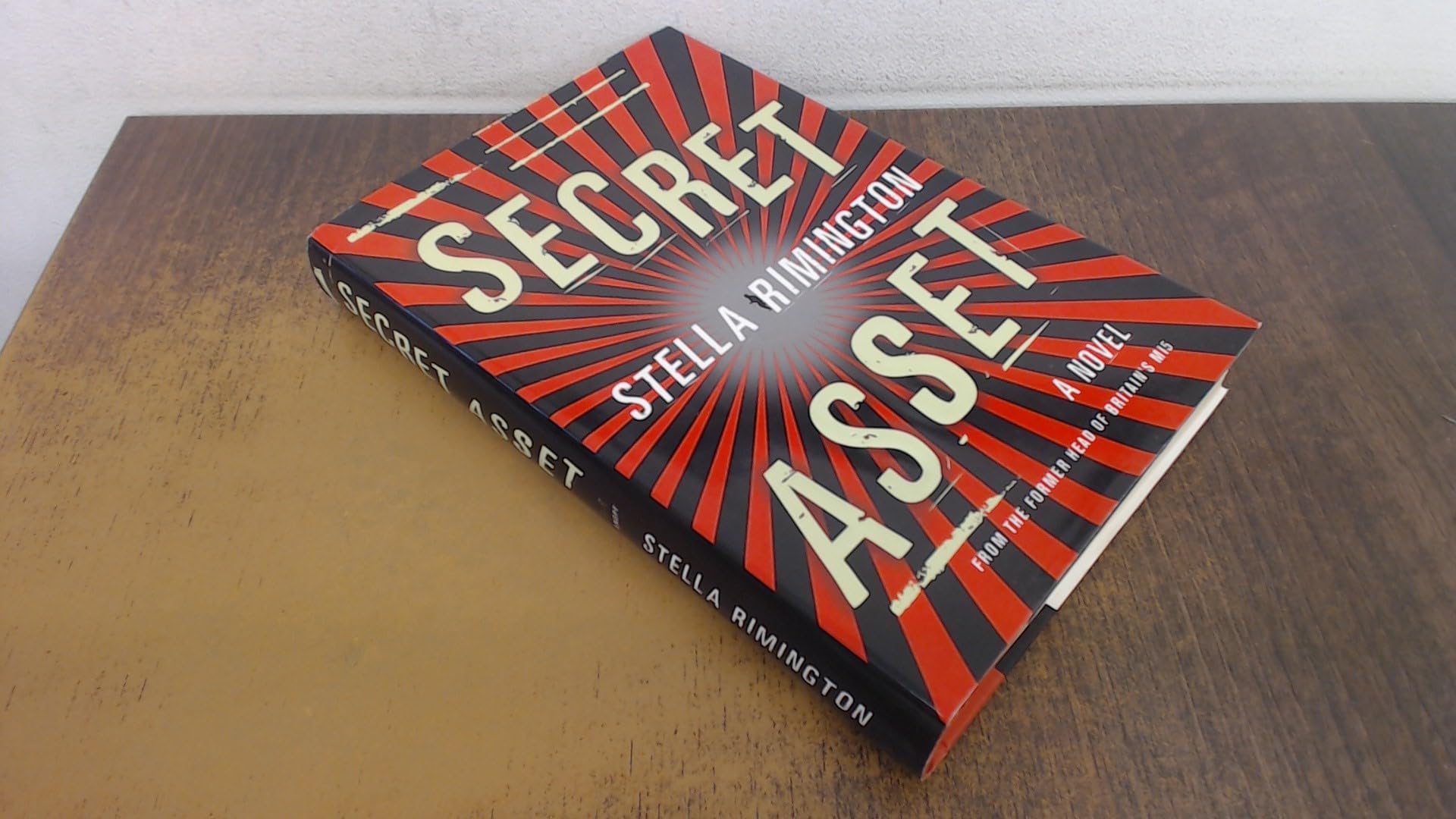 Secret Asset (Liz Carlyle) used book depot