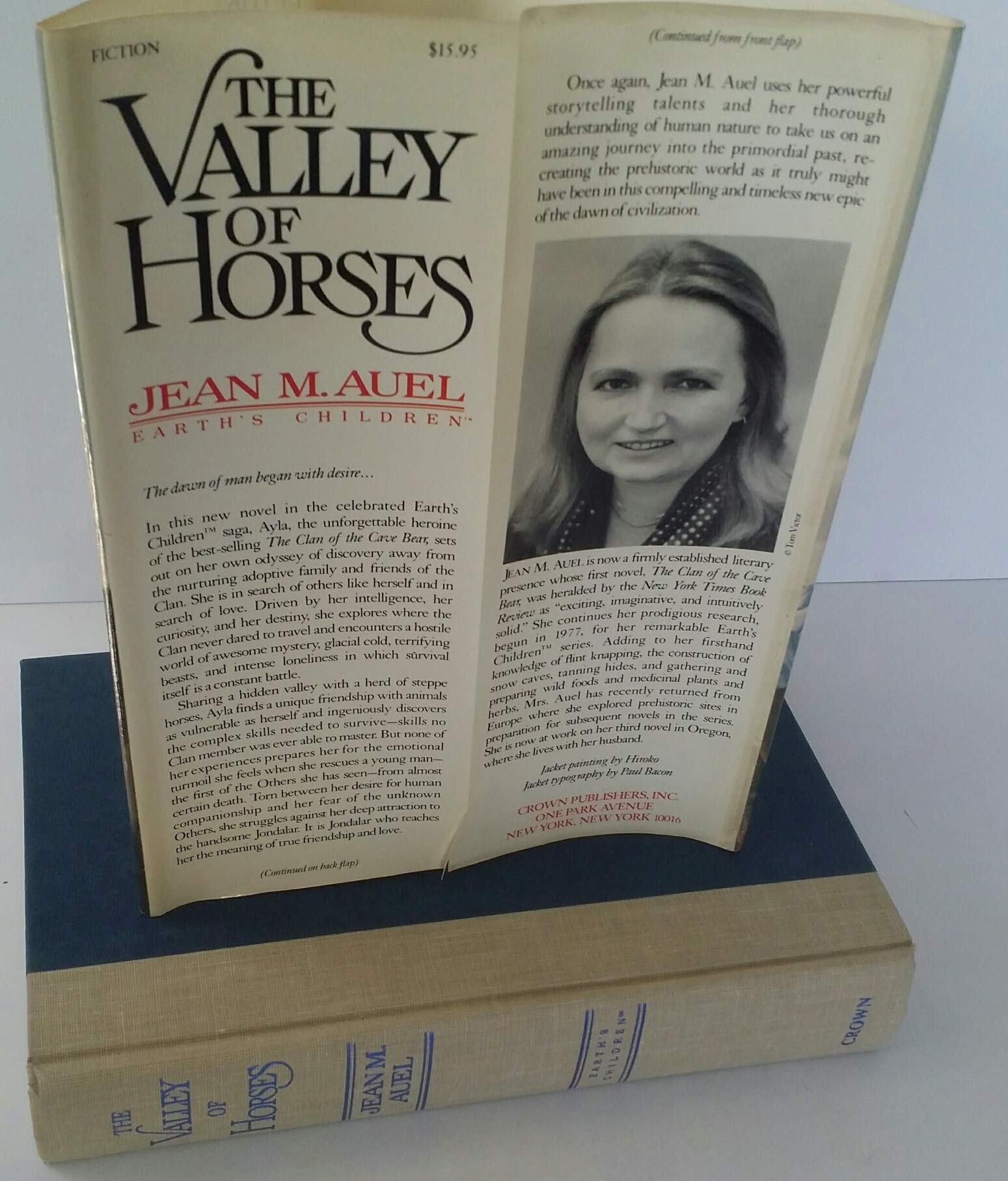 The Valley of Horses (Earth's Children, 2) used book depot