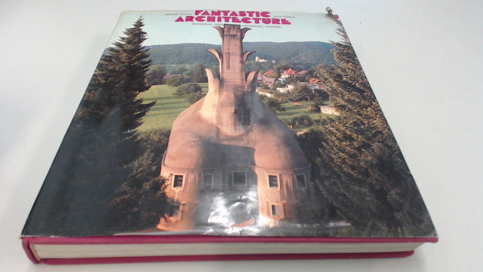 Fantastic Architecture. Personal and Eccentric Visions. 1980. Cloth with dustjacket. used book depot